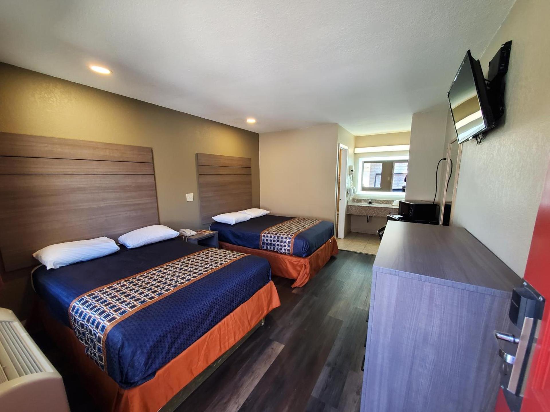 River Inn Motel photo 17