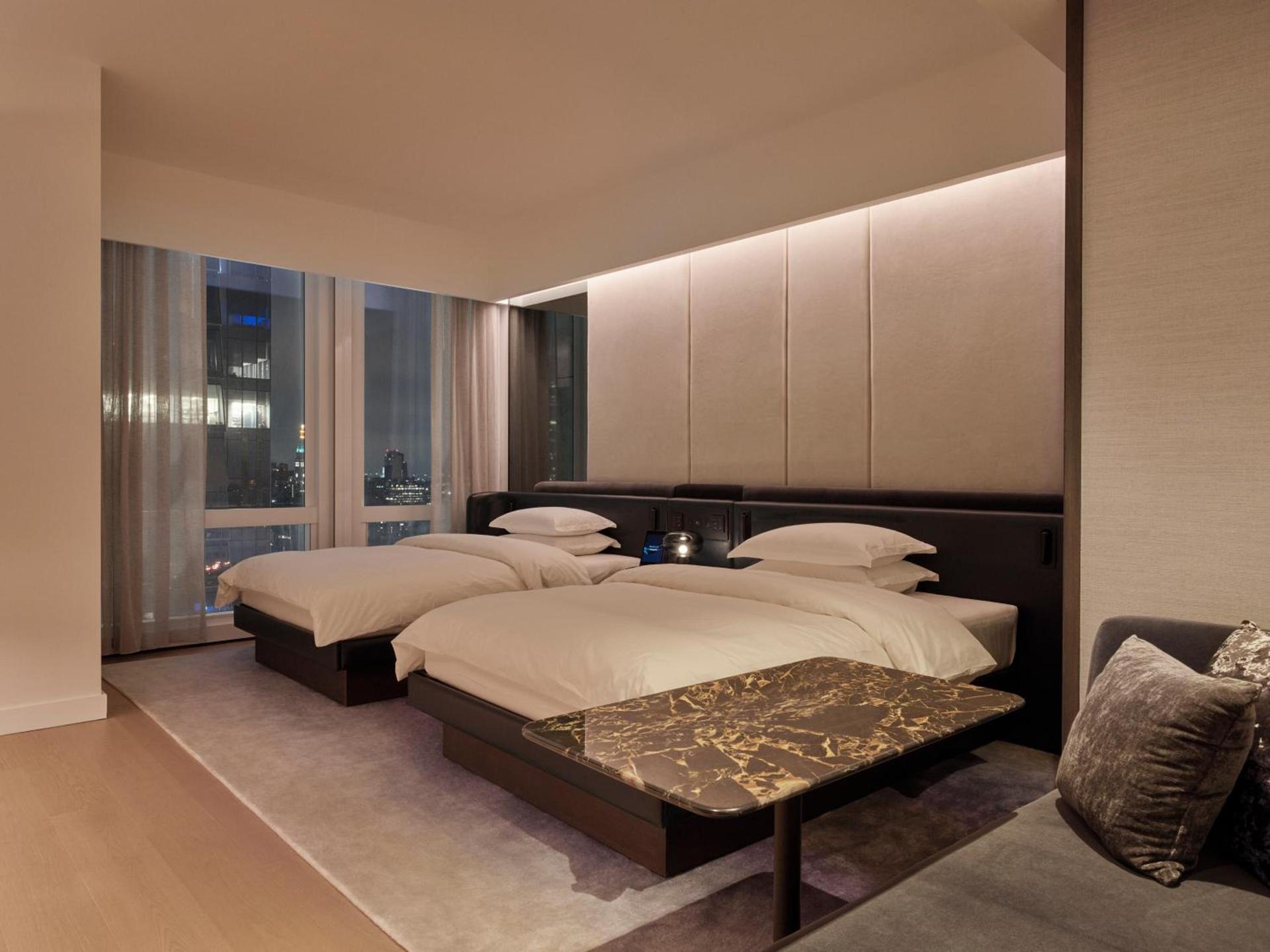 Equinox Hotel New York photo 24