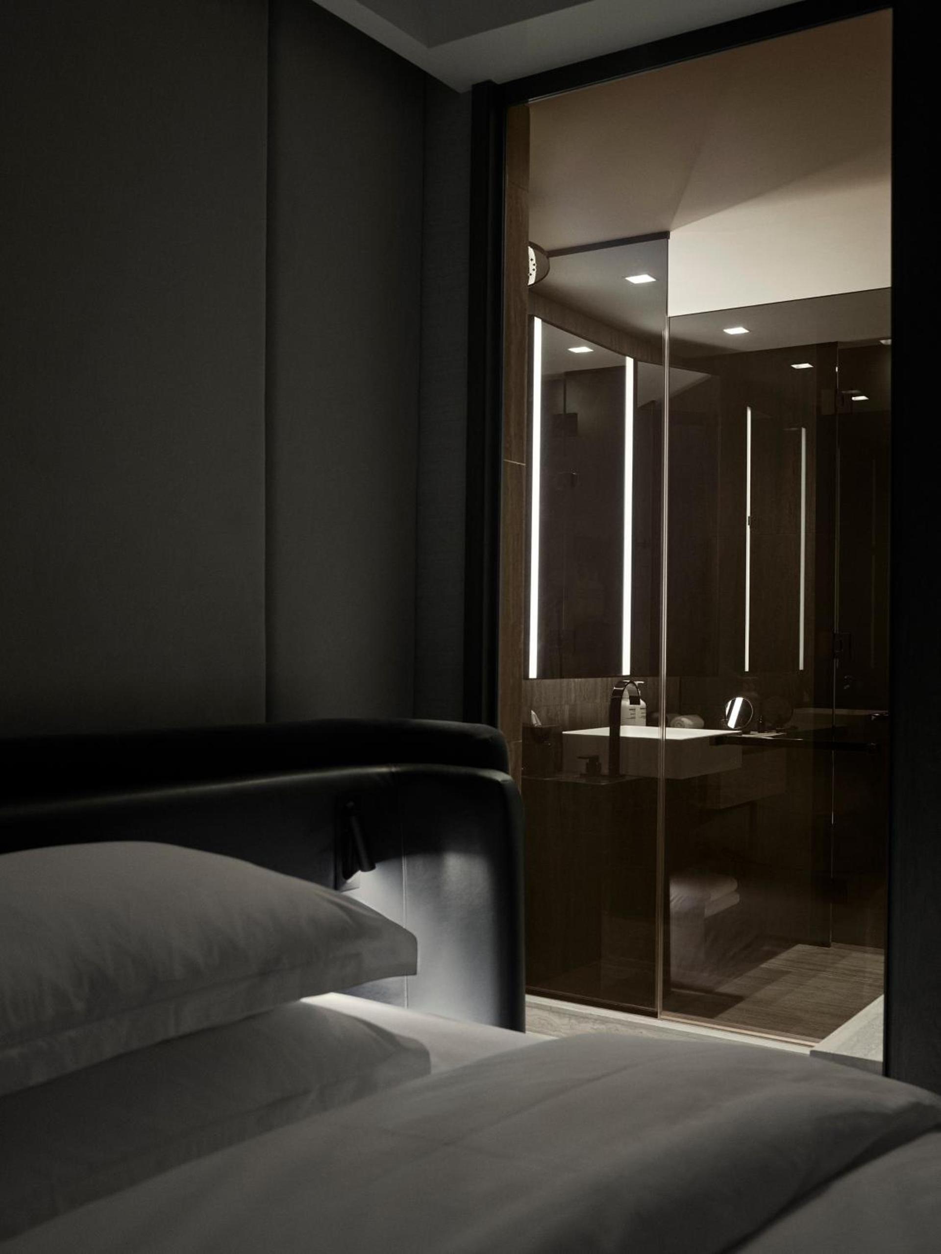 Equinox Hotel New York photo 26