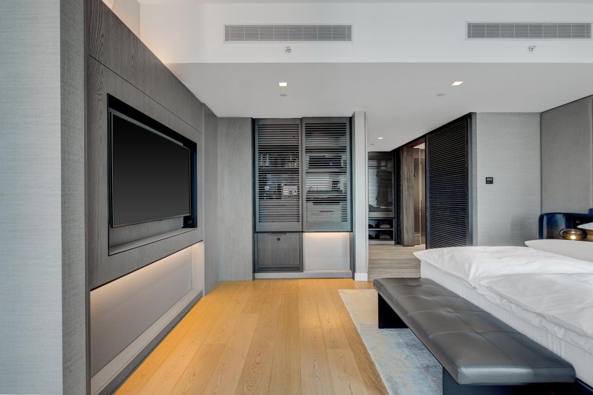 Equinox Hotel New York photo 29