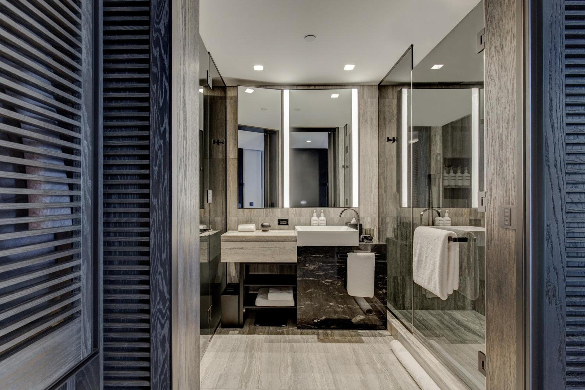 Equinox Hotel New York photo 50
