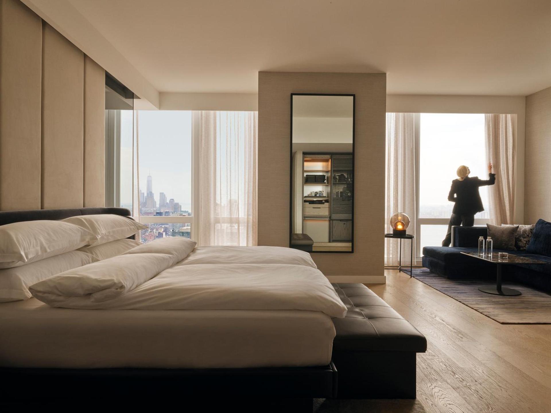 Equinox Hotel New York photo 53