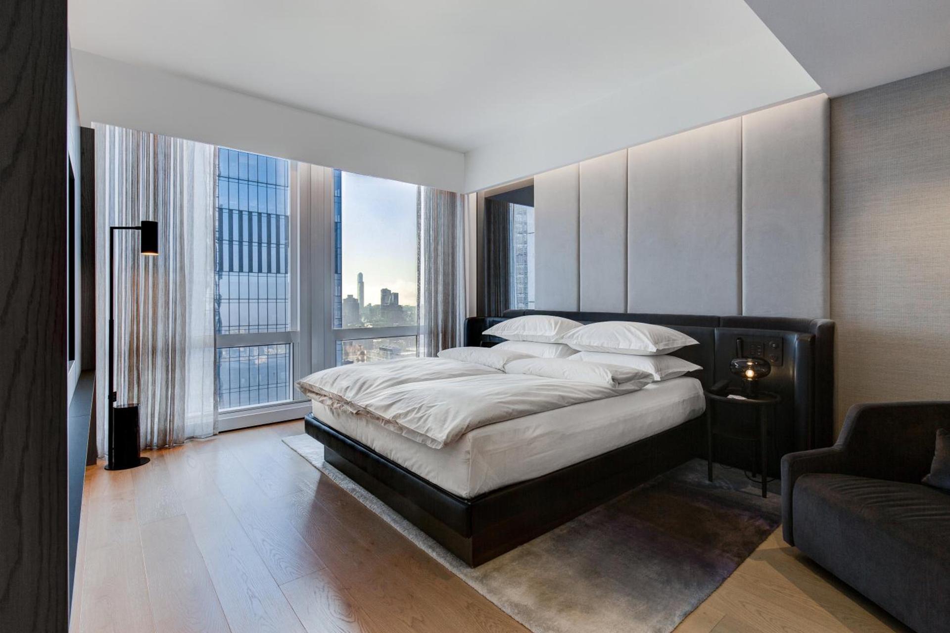 Equinox Hotel New York photo 62