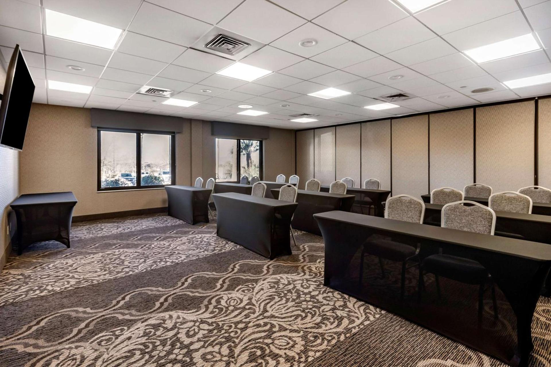 Best Western Plus Las Vegas South Henderson photo 25