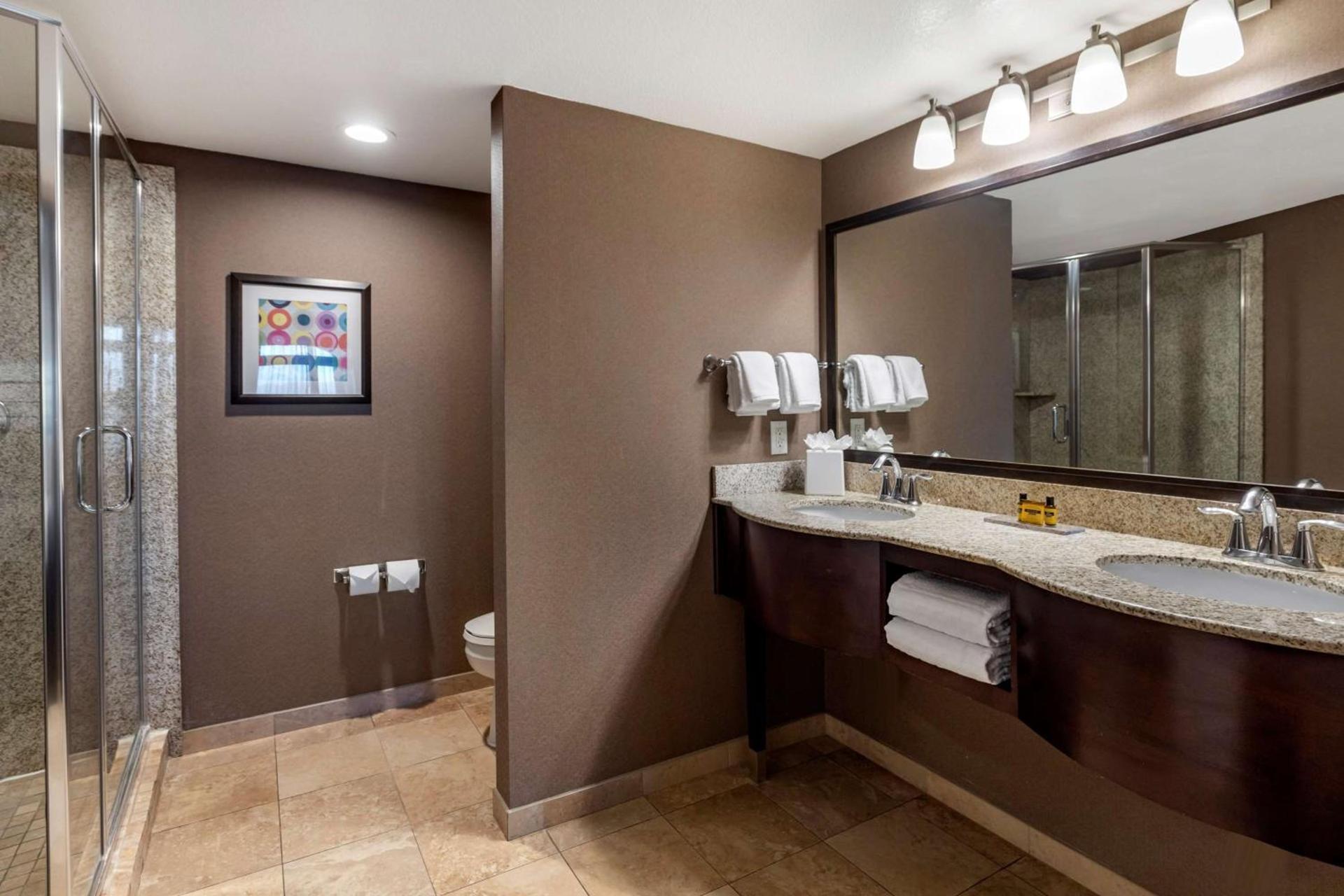 Best Western Plus Las Vegas South Henderson photo 20