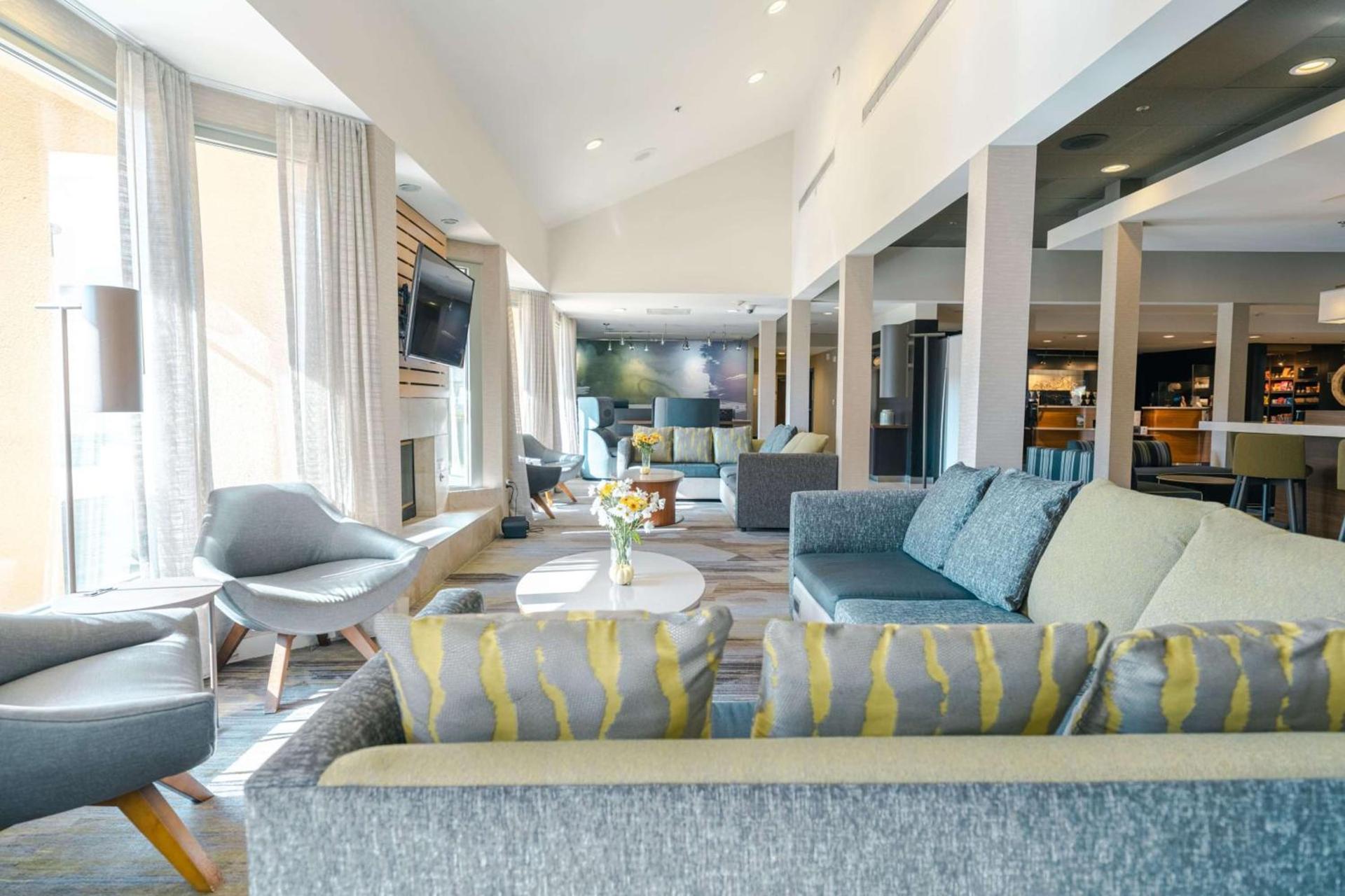 Sonesta Select Camarillo photo 3