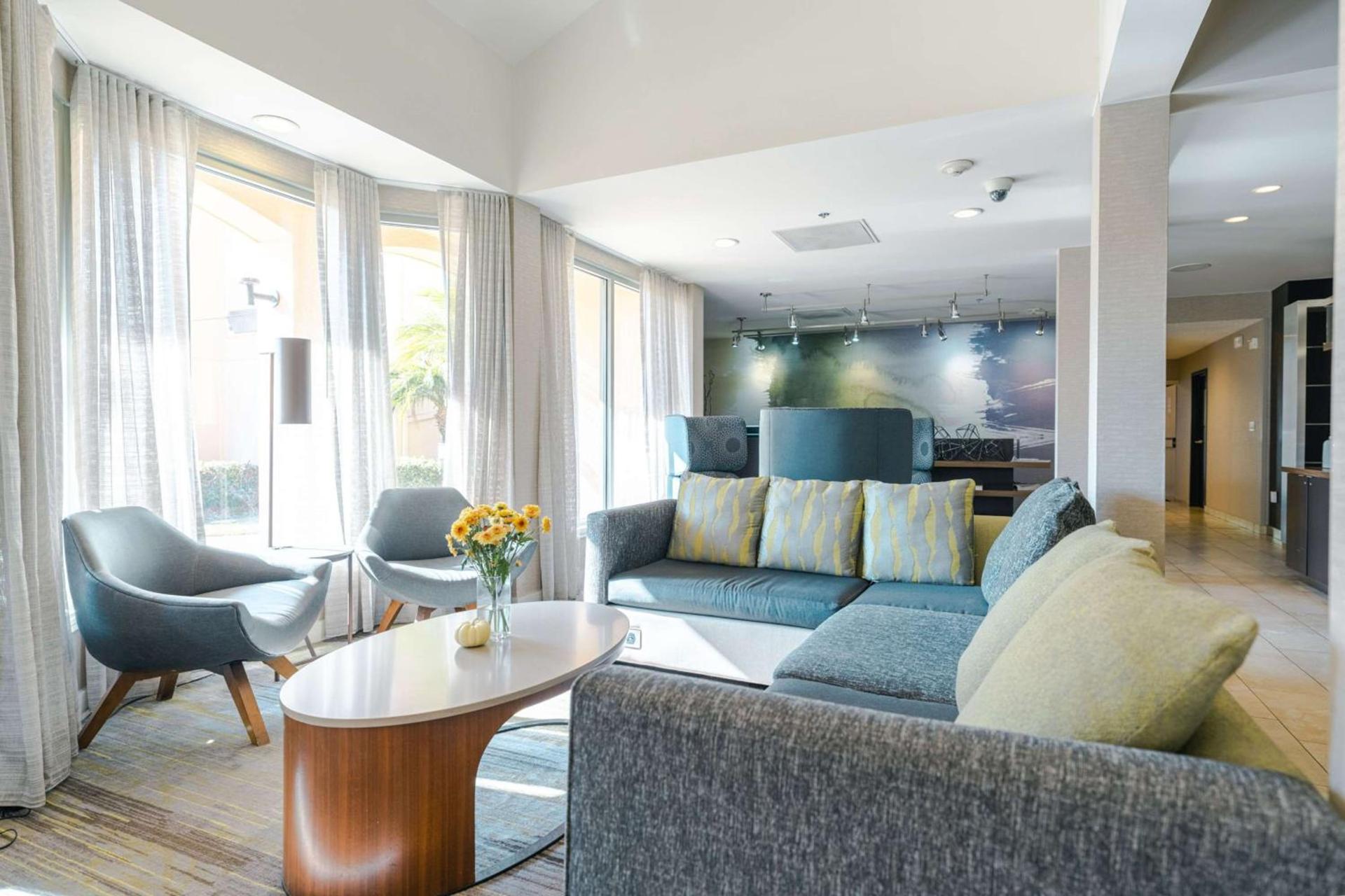Sonesta Select Camarillo photo 4