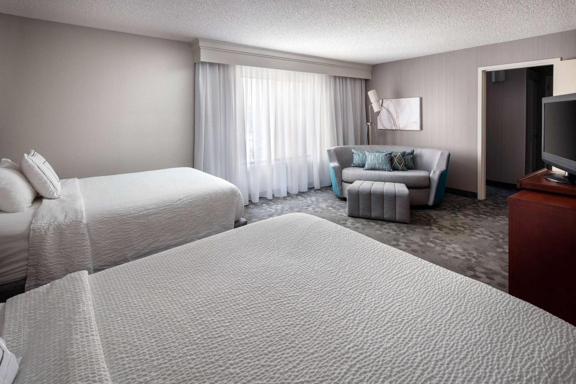 Sonesta Select Camarillo photo 10