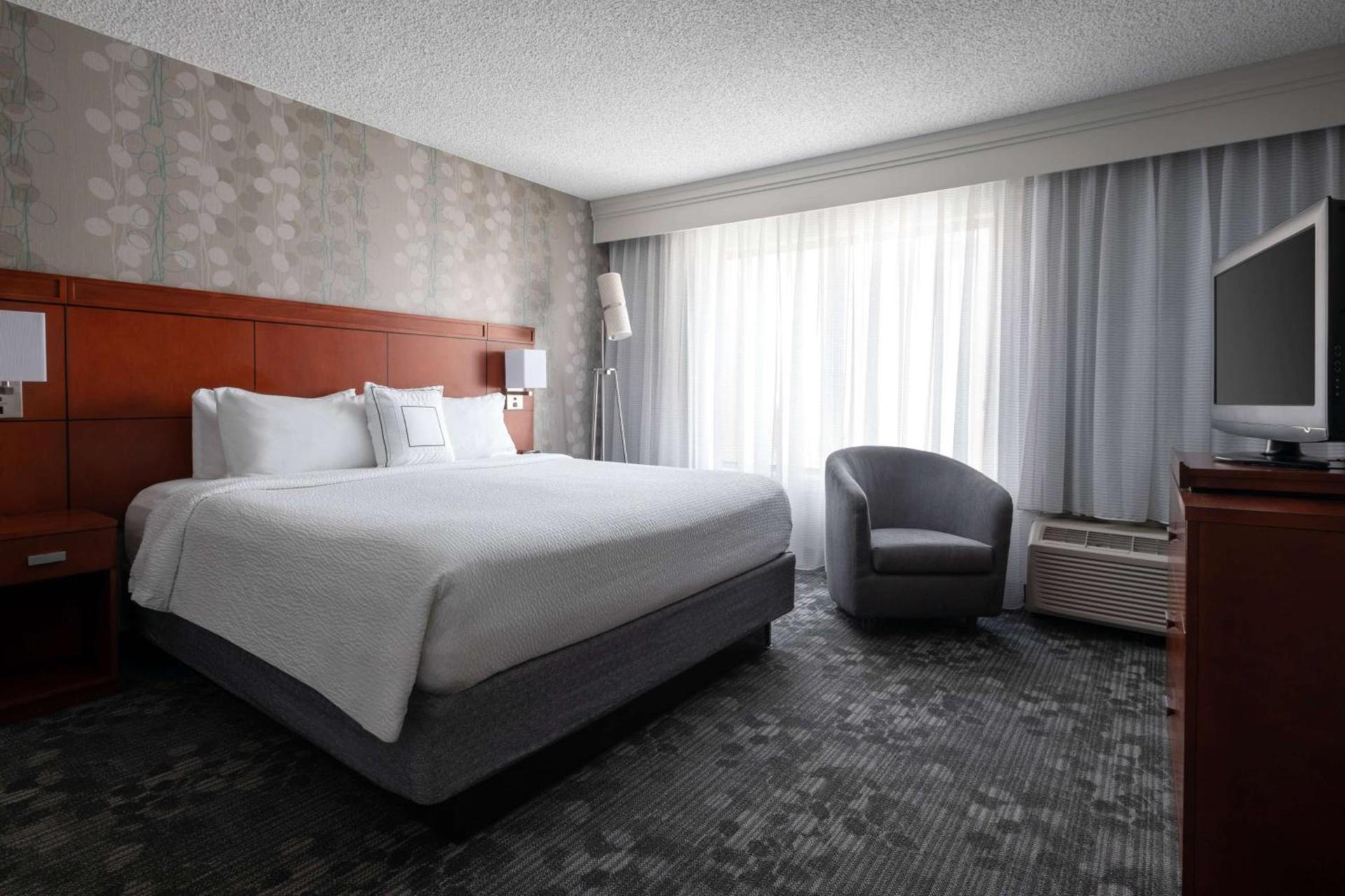 Sonesta Select Camarillo photo 11