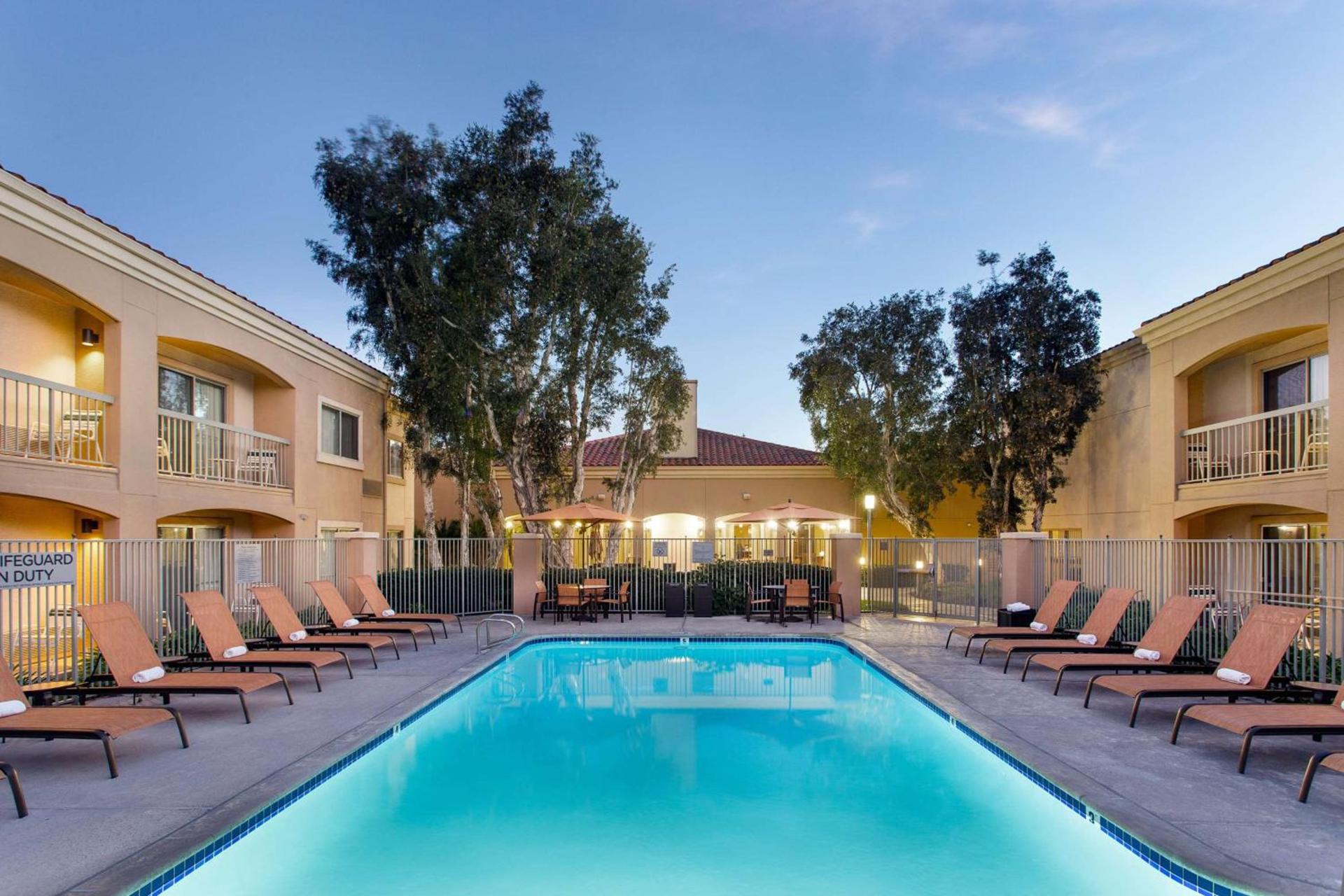 Sonesta Select Camarillo photo 31