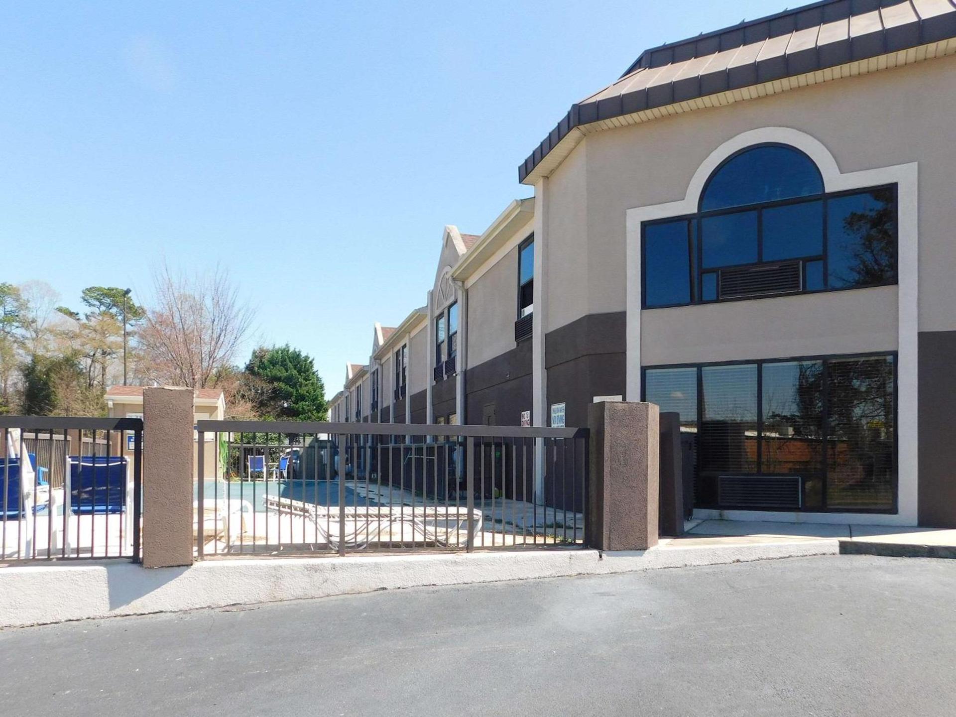 Quality Inn & Suites Thomasville-High Point photo 3