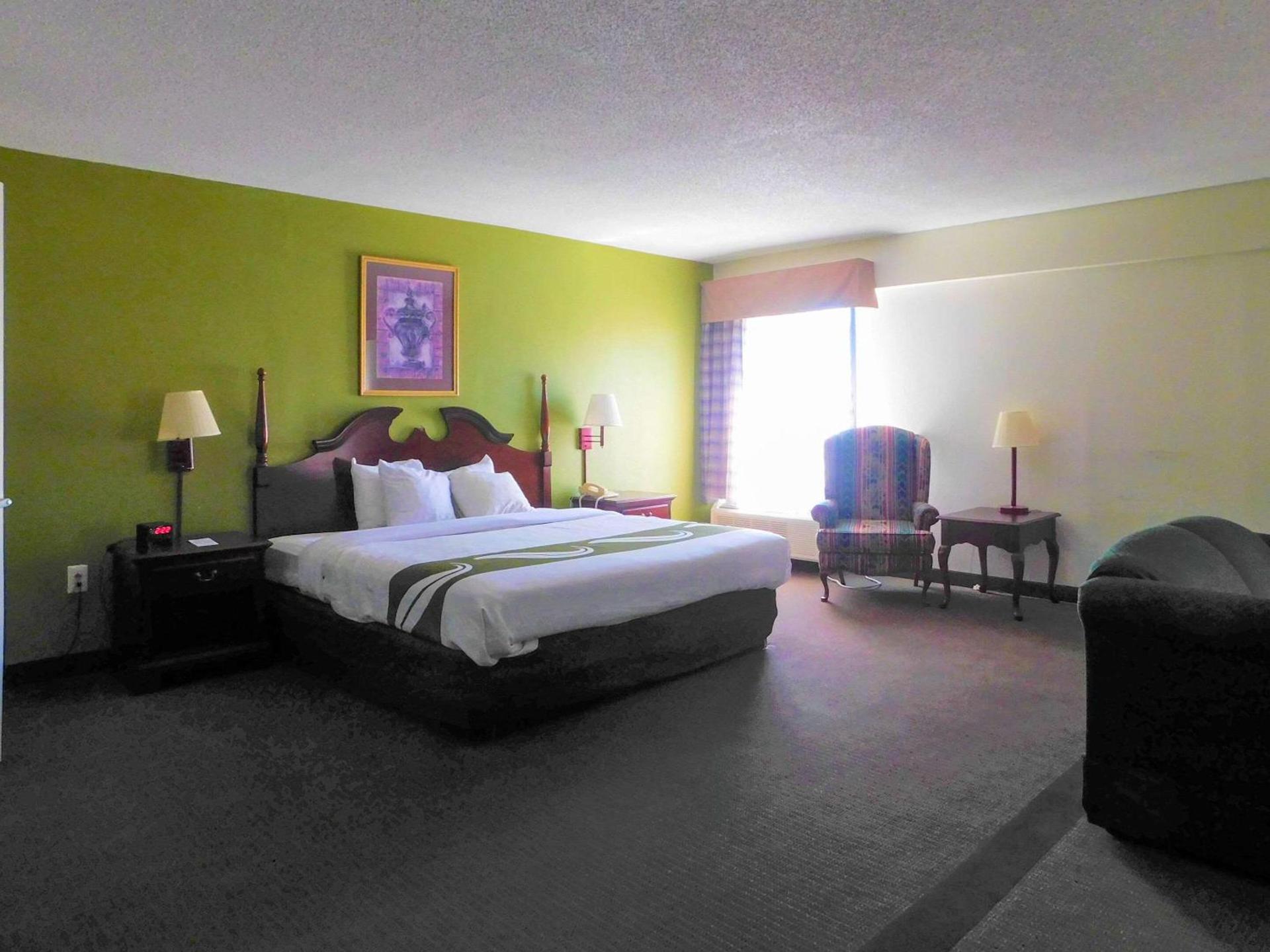 Quality Inn & Suites Thomasville-High Point photo 16