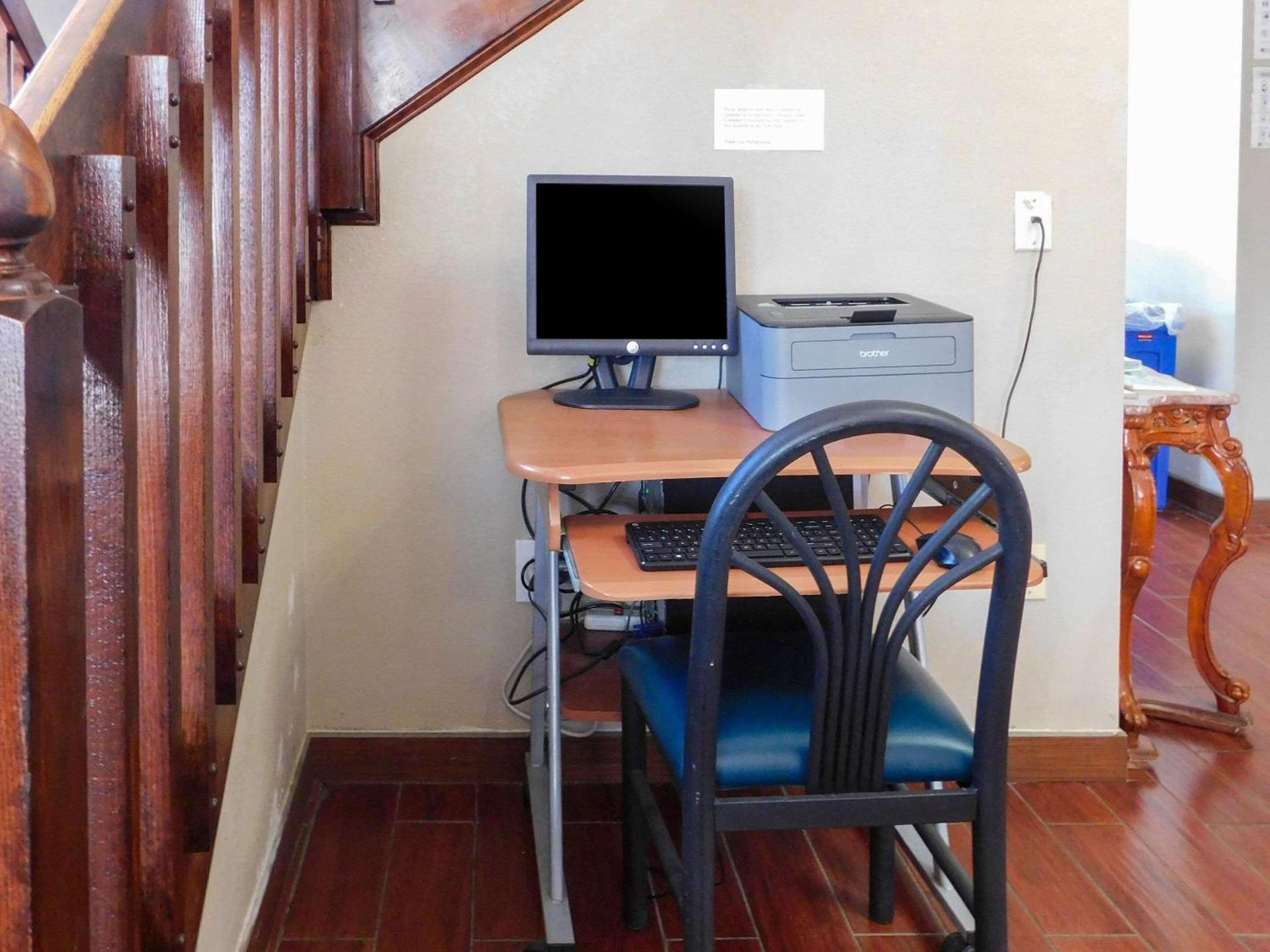 Quality Inn & Suites Thomasville-High Point photo 20
