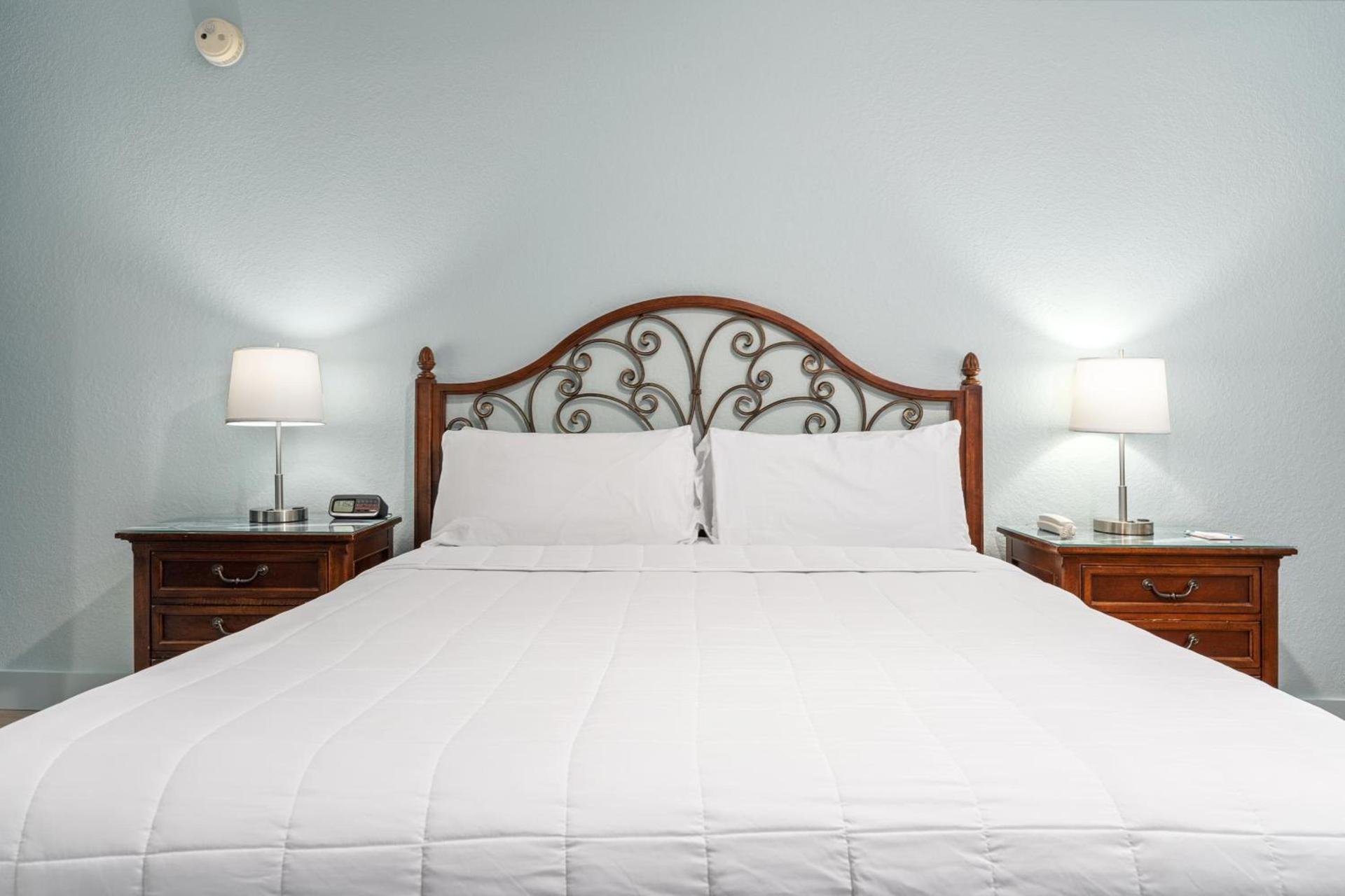 Beachside Inn photo 36
