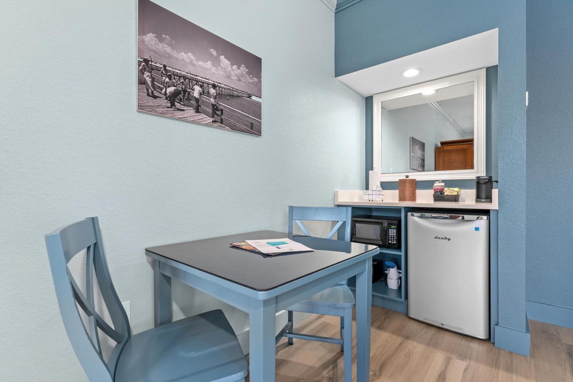 Beachside Inn photo 28
