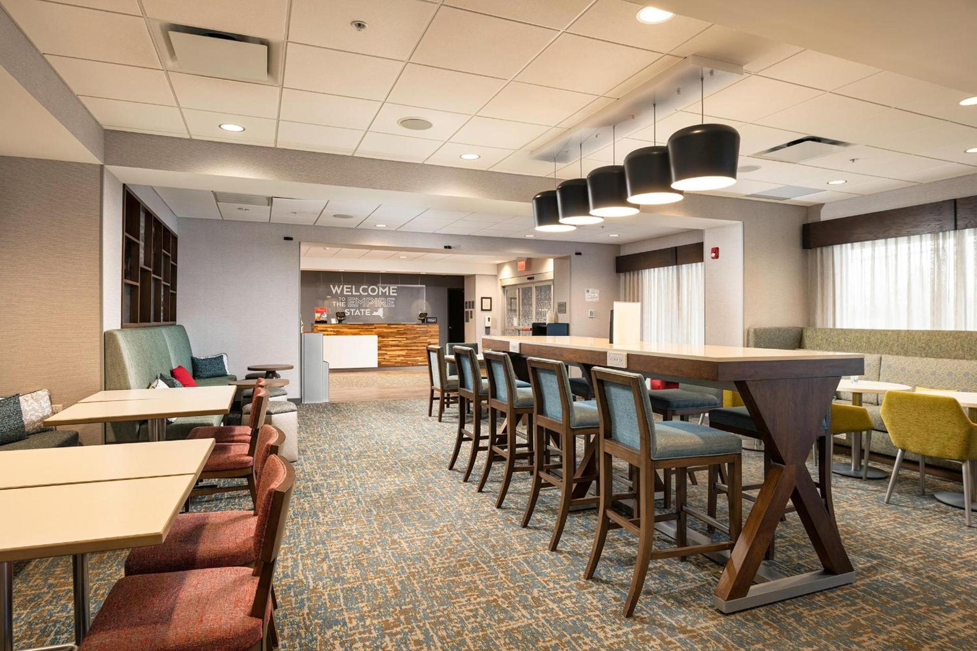 Hampton Inn Buffalo - Amherst photo 10