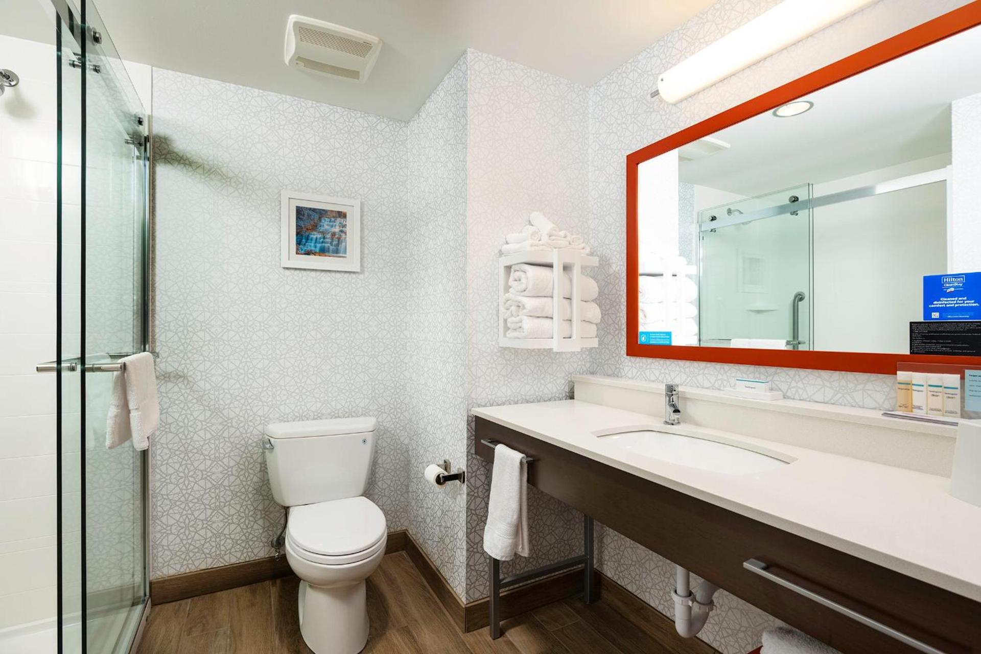 Hampton Inn Buffalo - Amherst photo 16