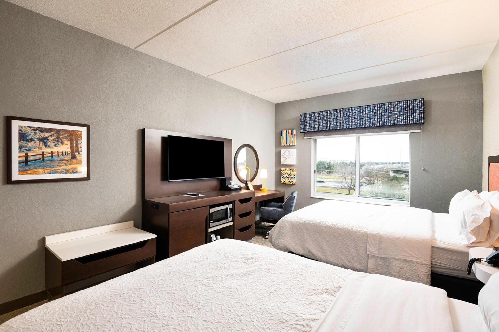 Hampton Inn Buffalo - Amherst photo 6
