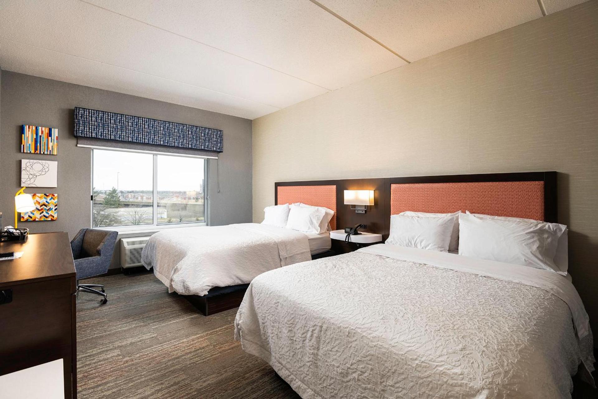 Hampton Inn Buffalo - Amherst photo 18