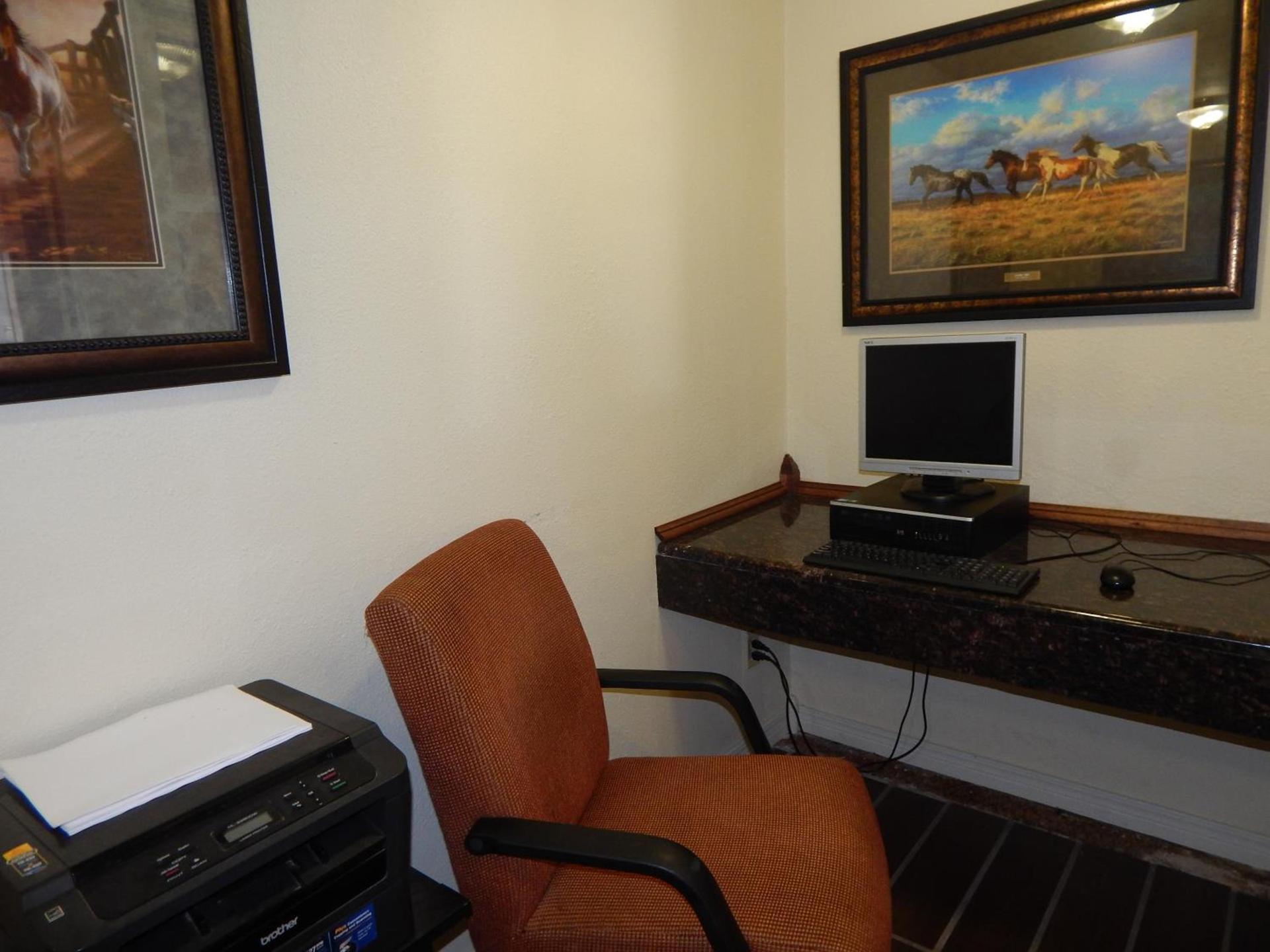 Quality Inn Chickasha photo 45