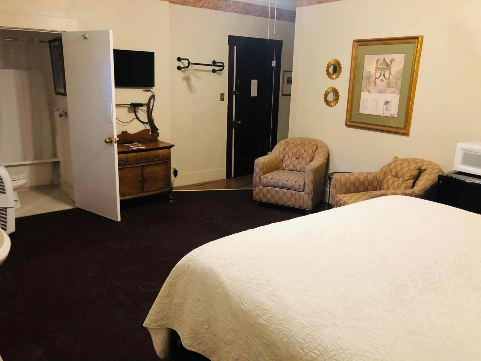 Historic Palace Hotel photo 39