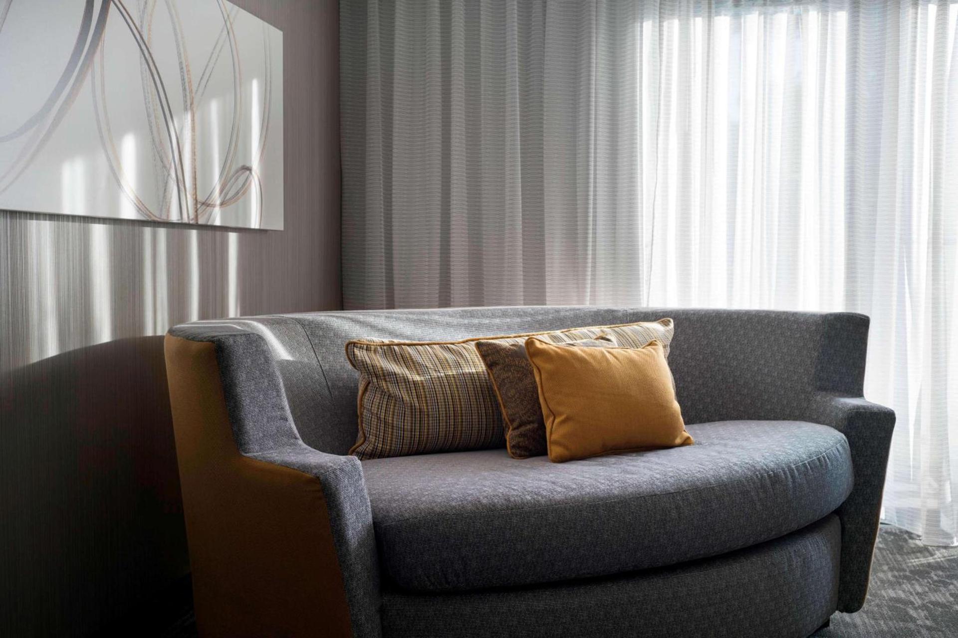 Sonesta Select Los Angeles Torrance South Bay photo 11