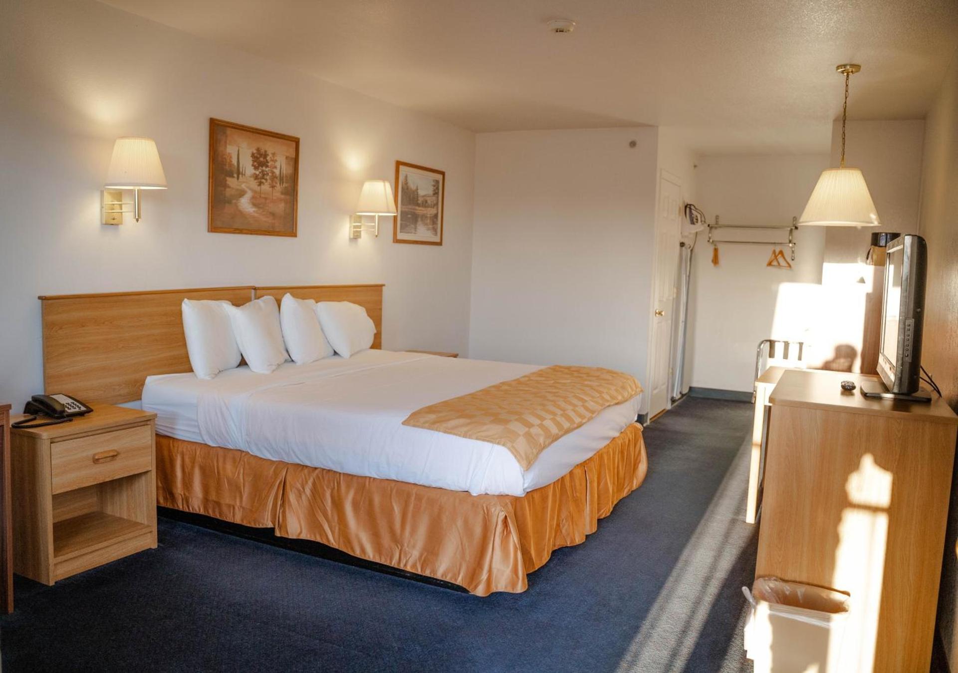 Haysville Express Inn photo 5