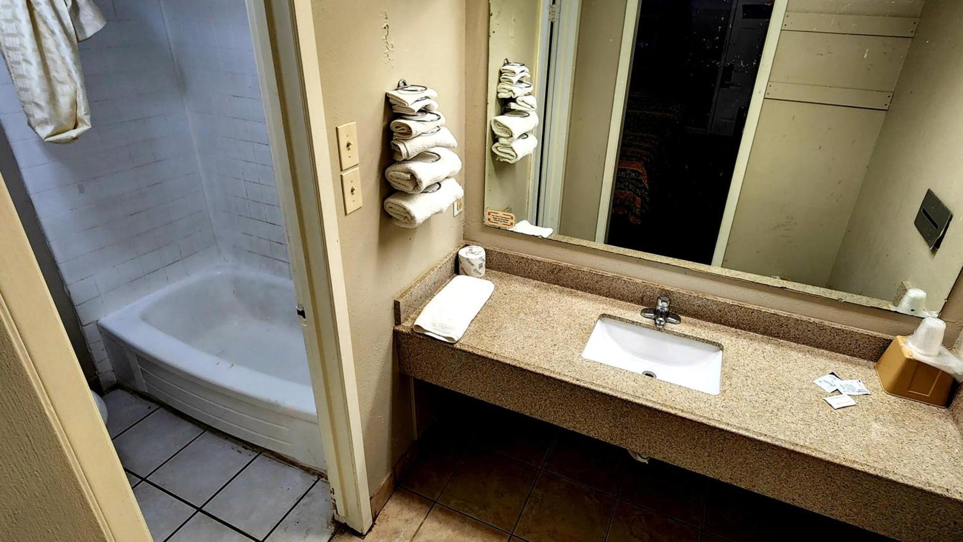 Alice Motor Inn photo 10