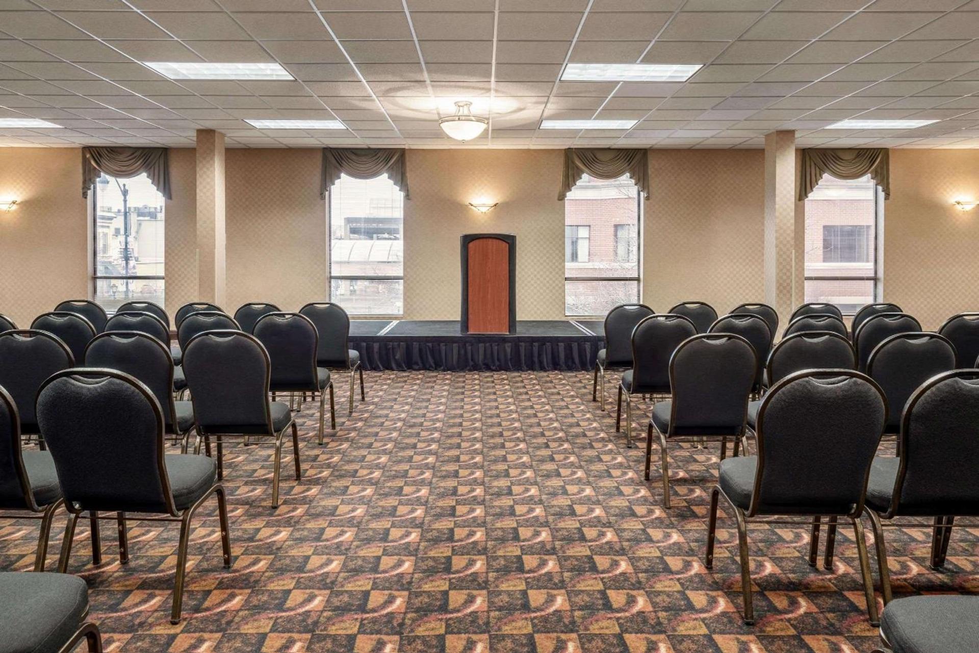 Wyndham Springfield City Centre photo 36