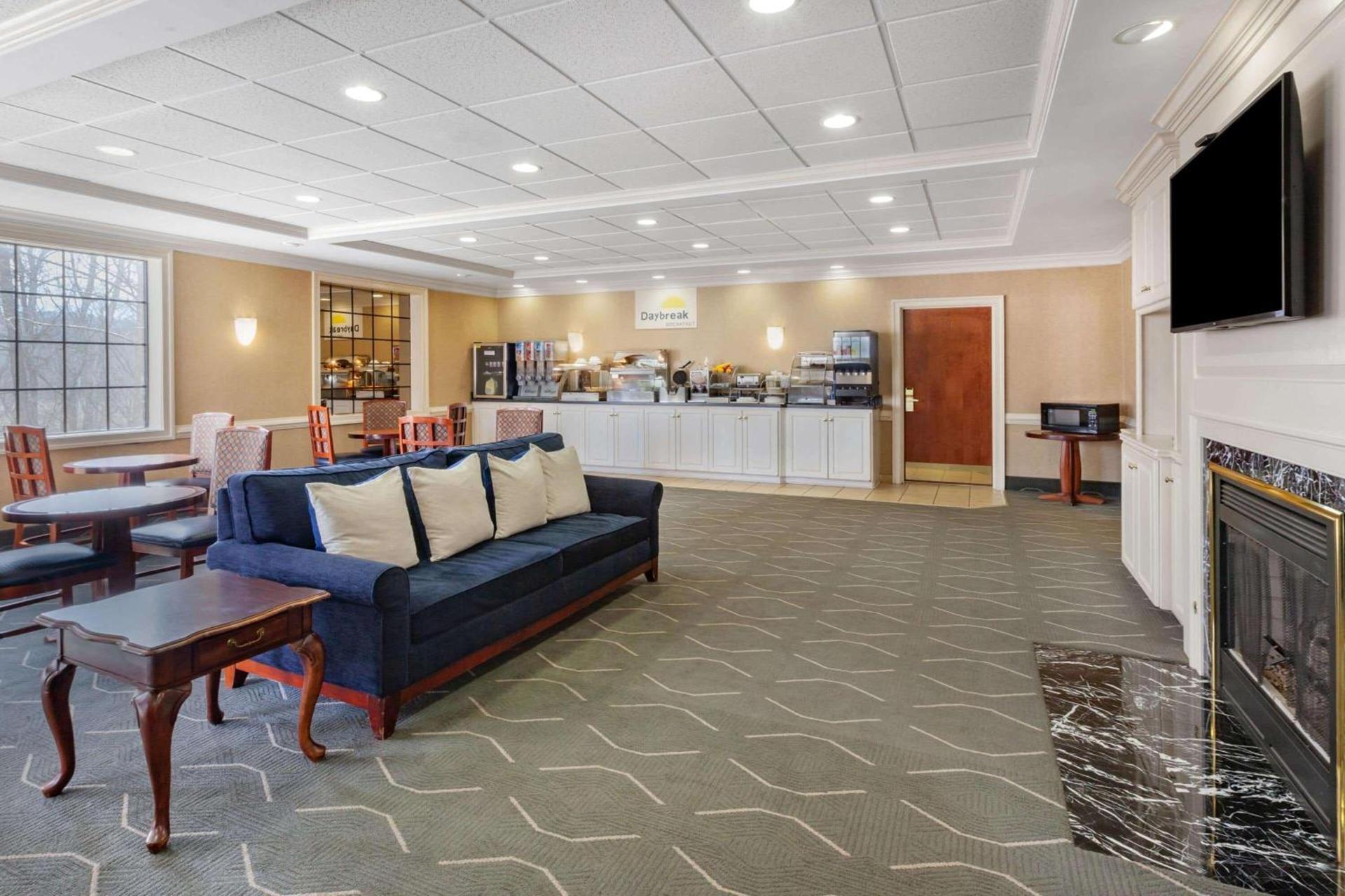Days Inn by Wyndham Alta Vista photo 36