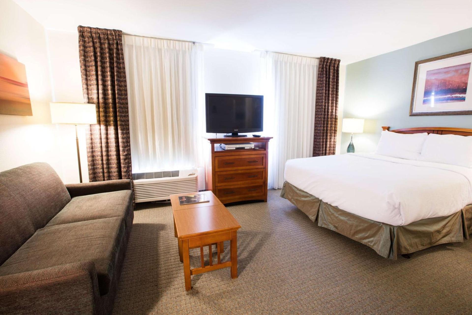 Sonesta ES Suites Austin The Domain Area - Newly Renovated photo 3