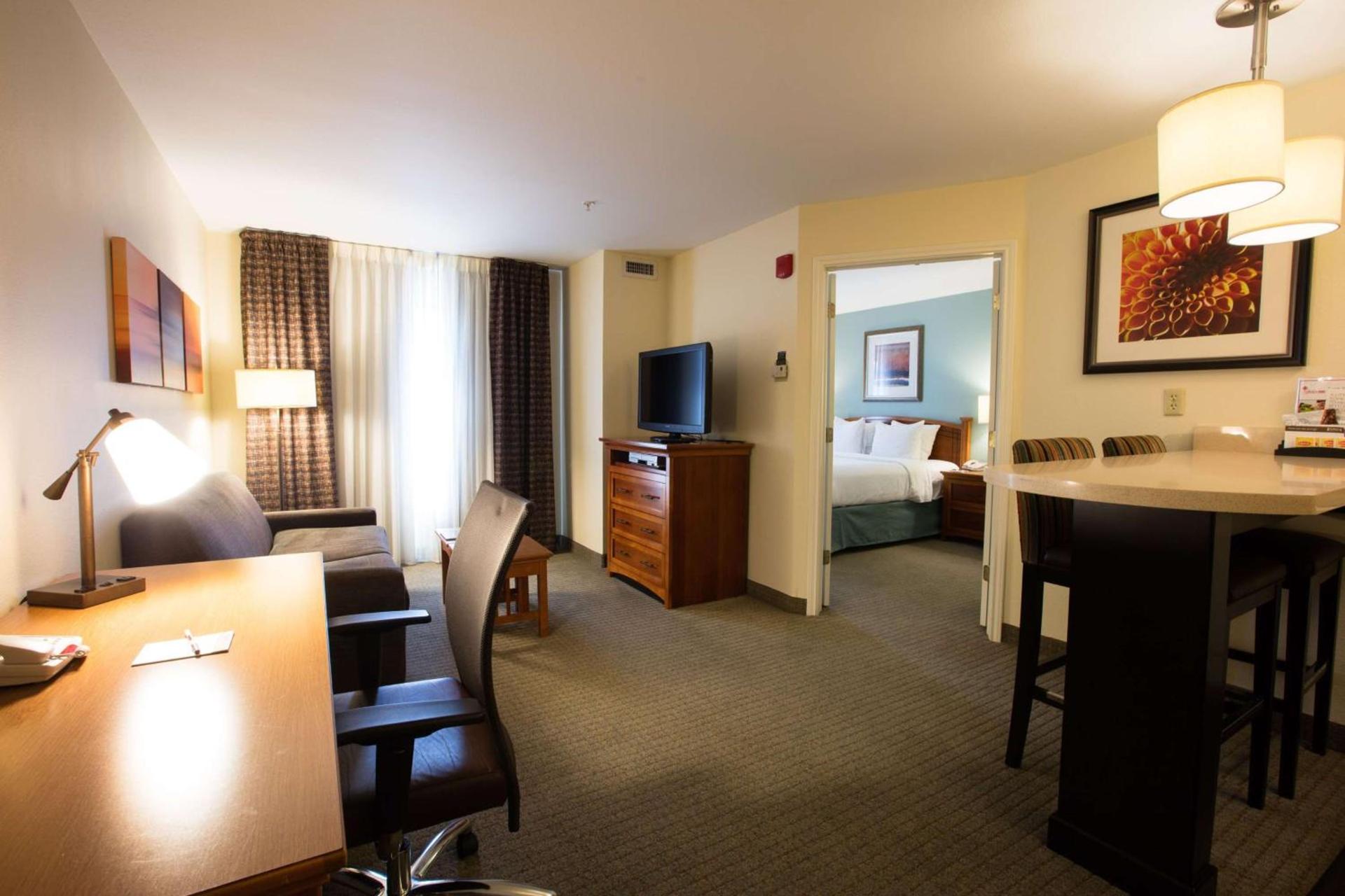 Sonesta ES Suites Austin The Domain Area - Newly Renovated photo 4