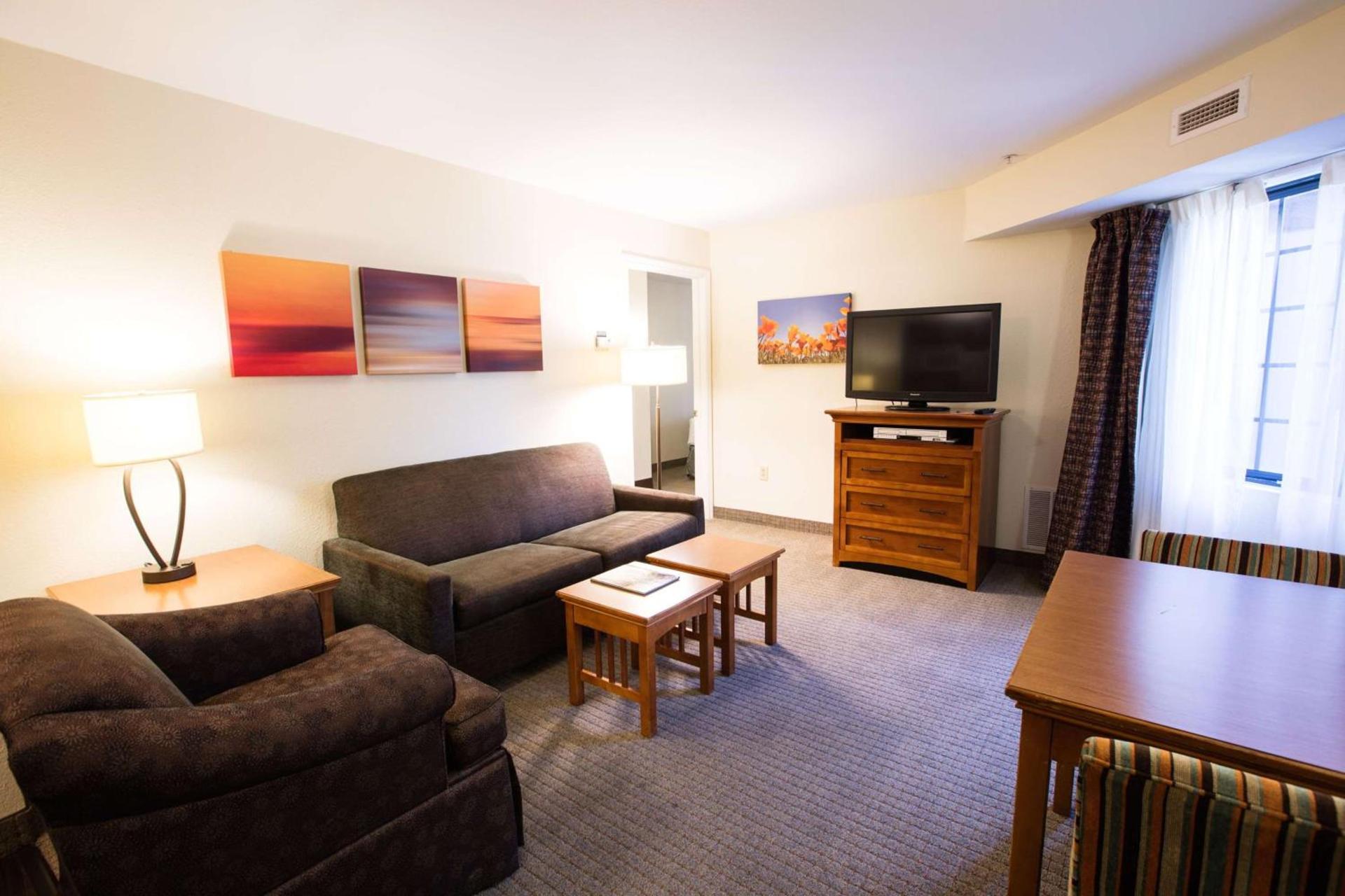 Sonesta ES Suites Austin The Domain Area - Newly Renovated photo 9
