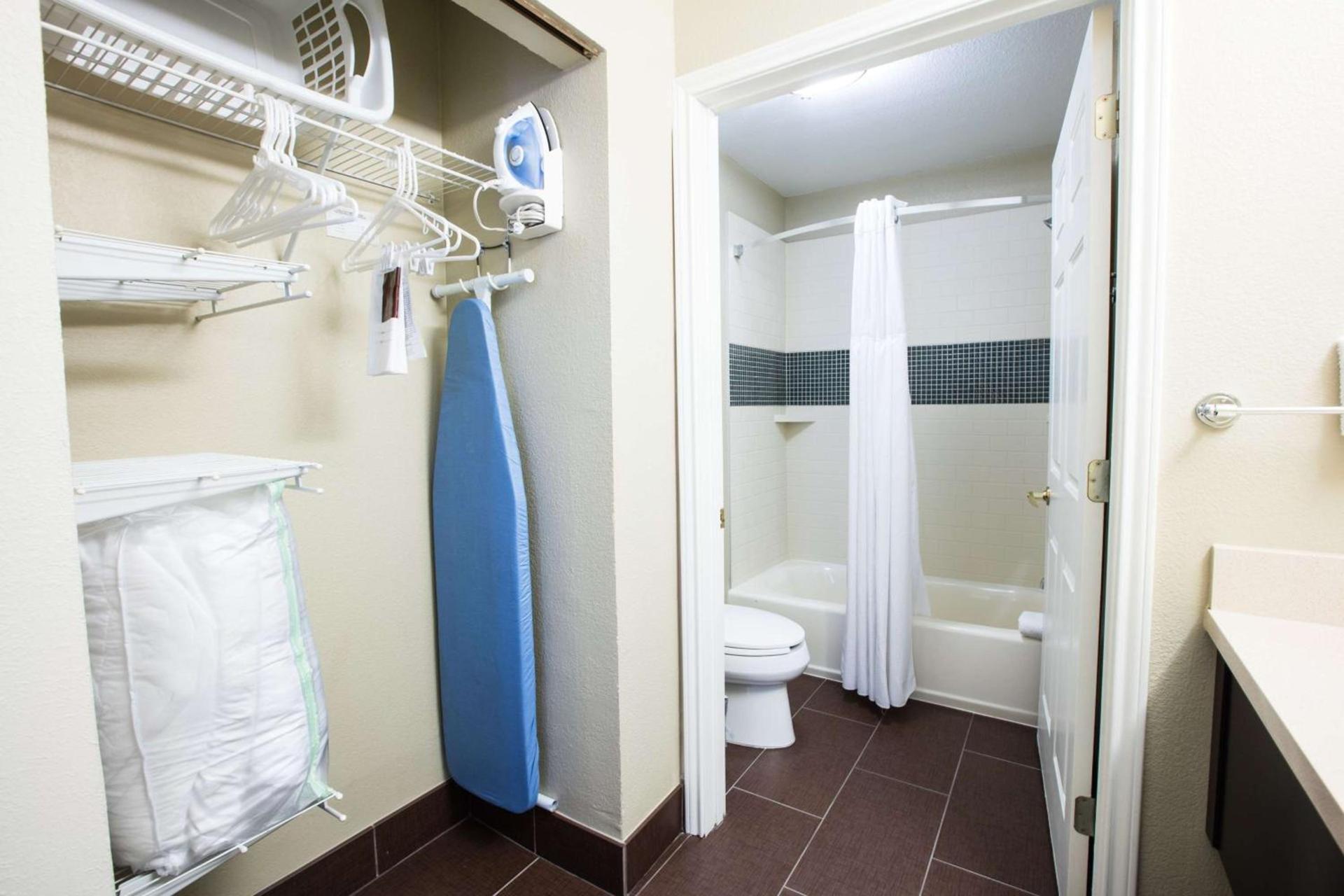 Sonesta ES Suites Austin The Domain Area - Newly Renovated photo 16