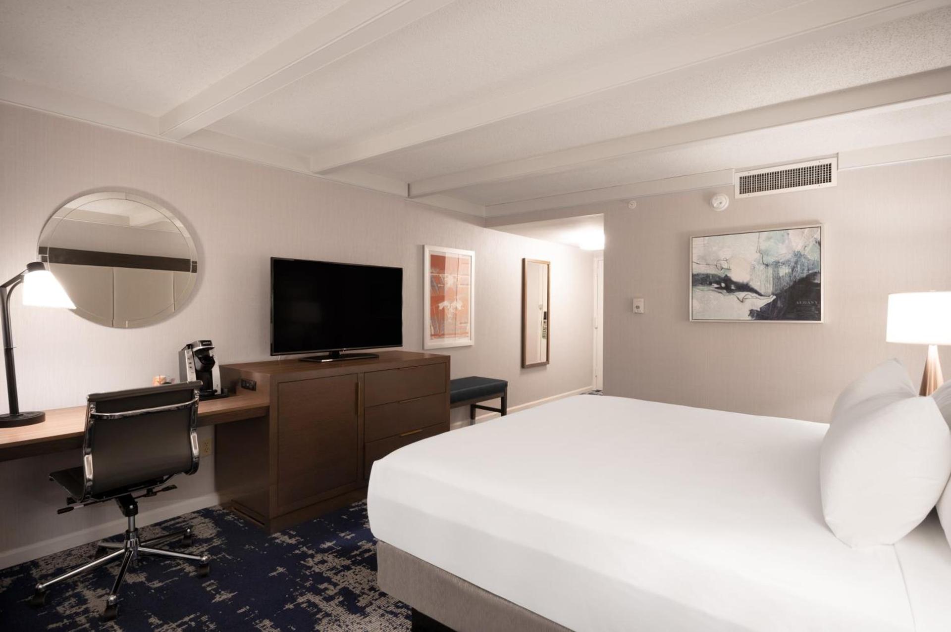 Crowne Plaza Albany - The Desmond Hotel photo 27