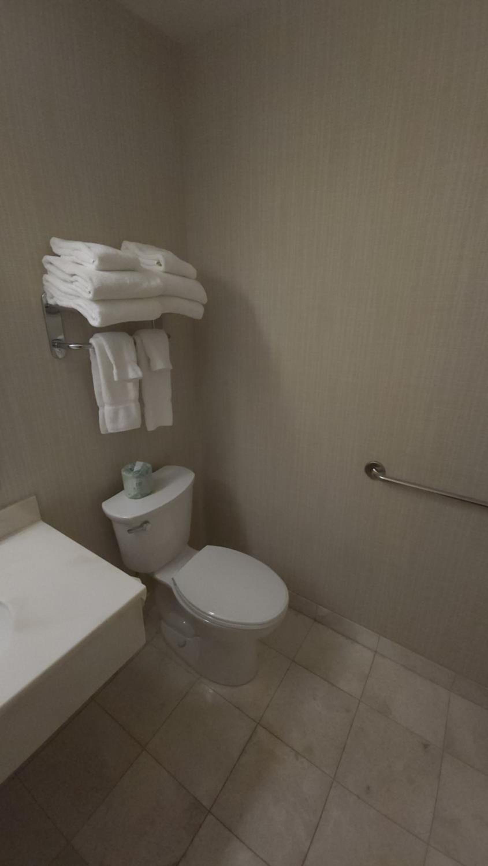 Chelsea Inn photo 19