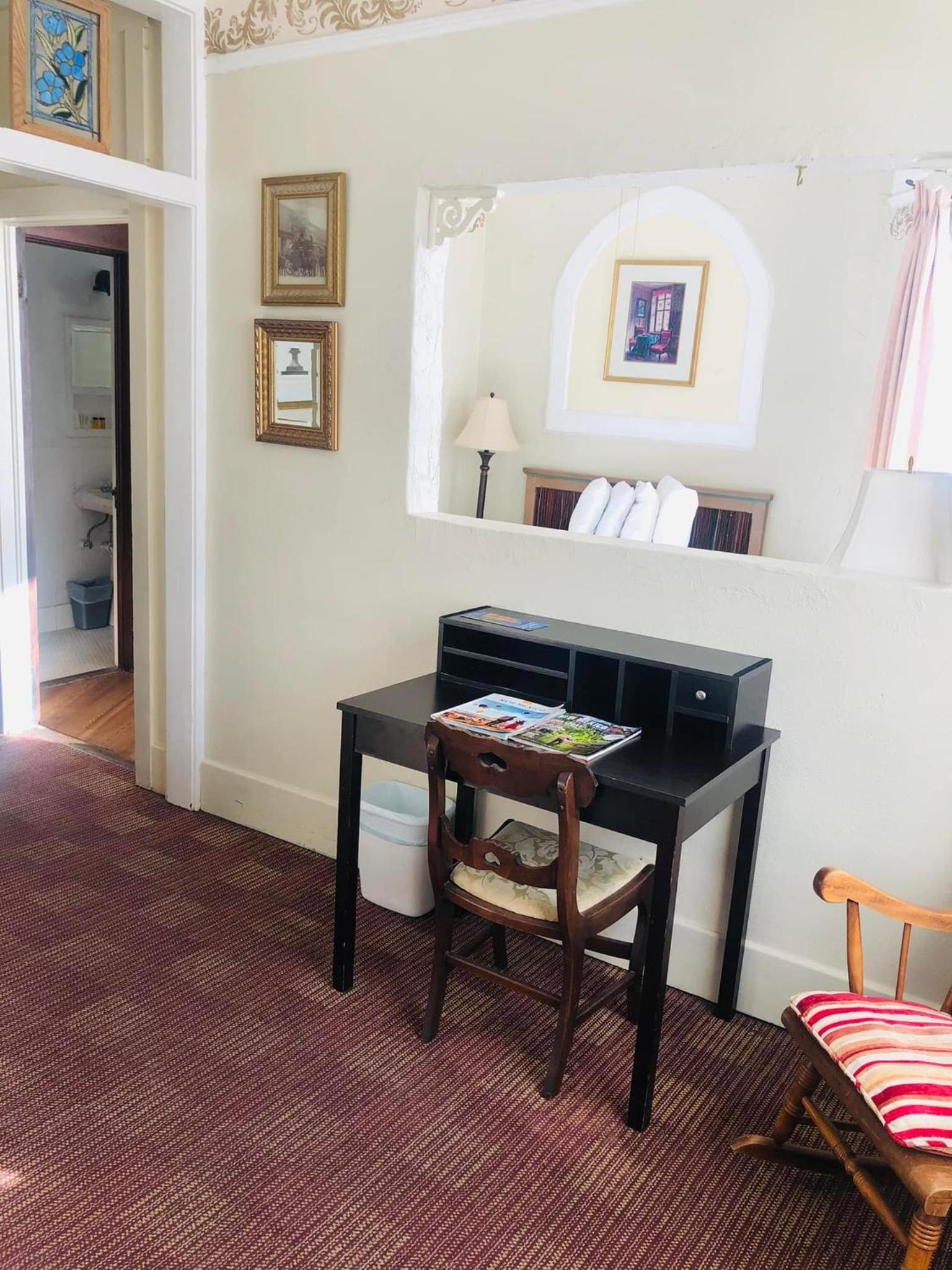Historic Palace Hotel photo 56