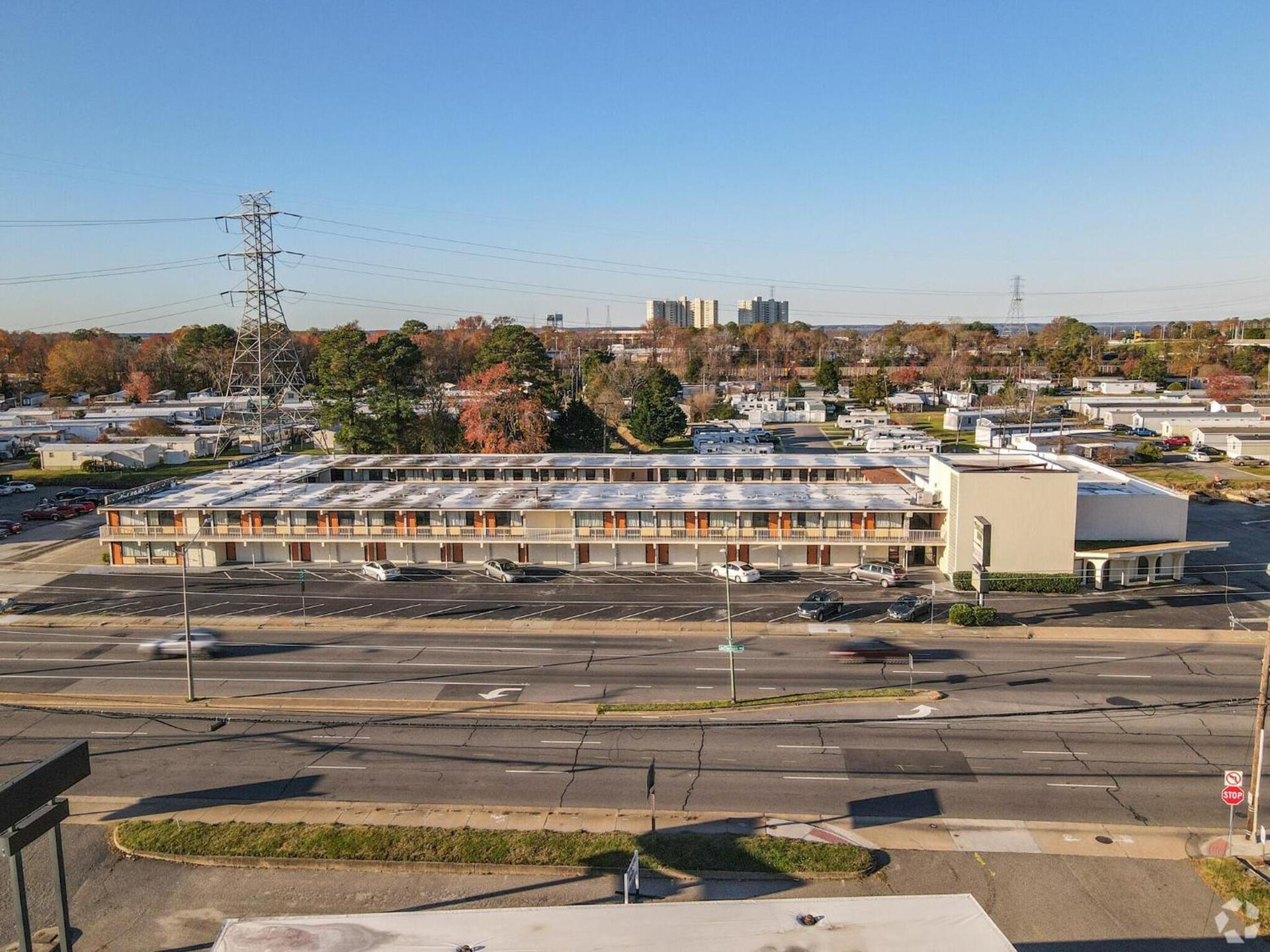 James River Inn & Suites photo 5