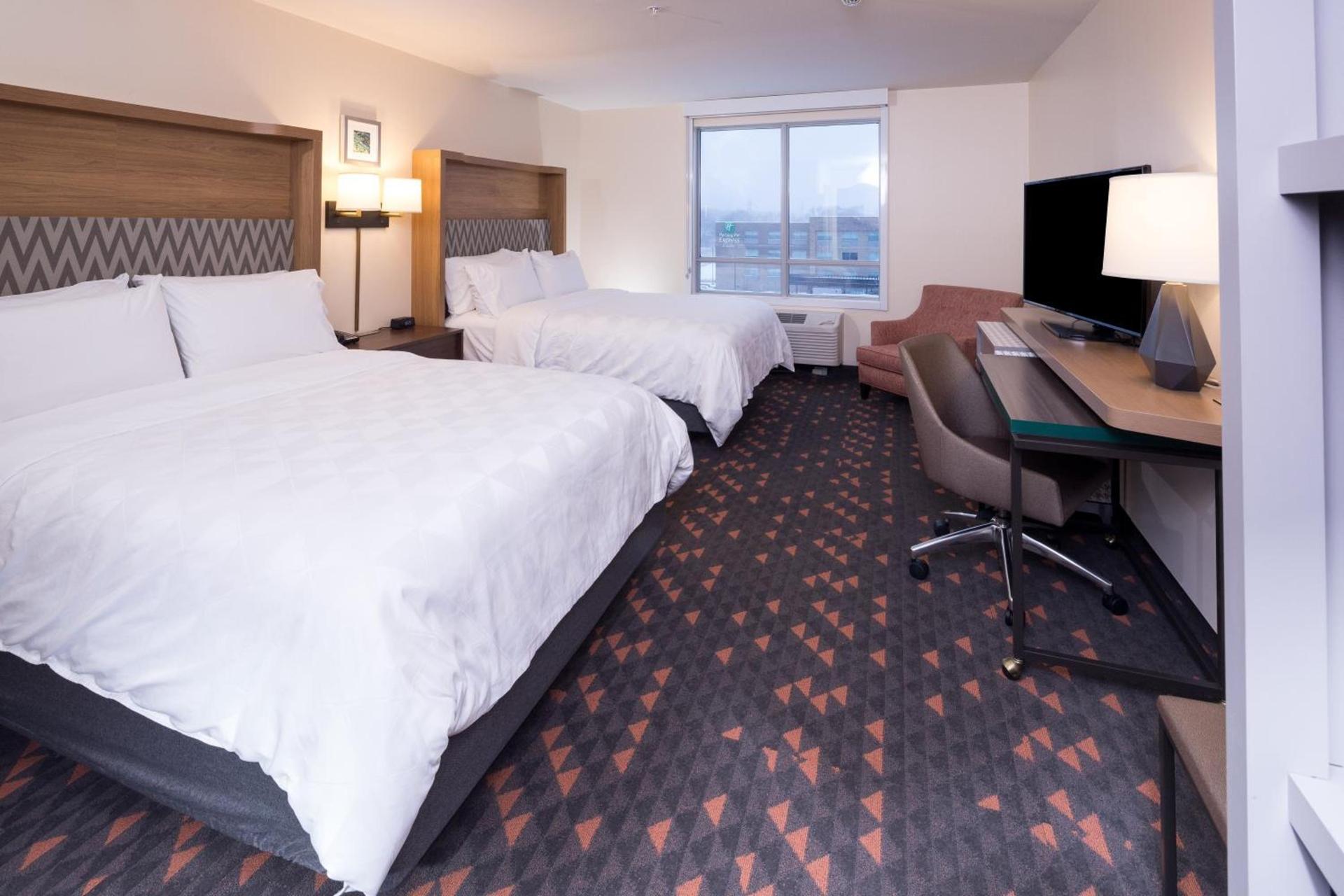 Holiday Inn Hotel & Suites Ann Arbor University of Michigan Area by IHG photo 5