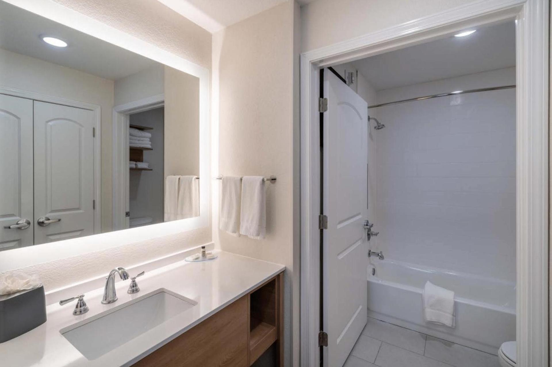Staybridge Suites - Flowood - NW Jackson by IHG photo 16