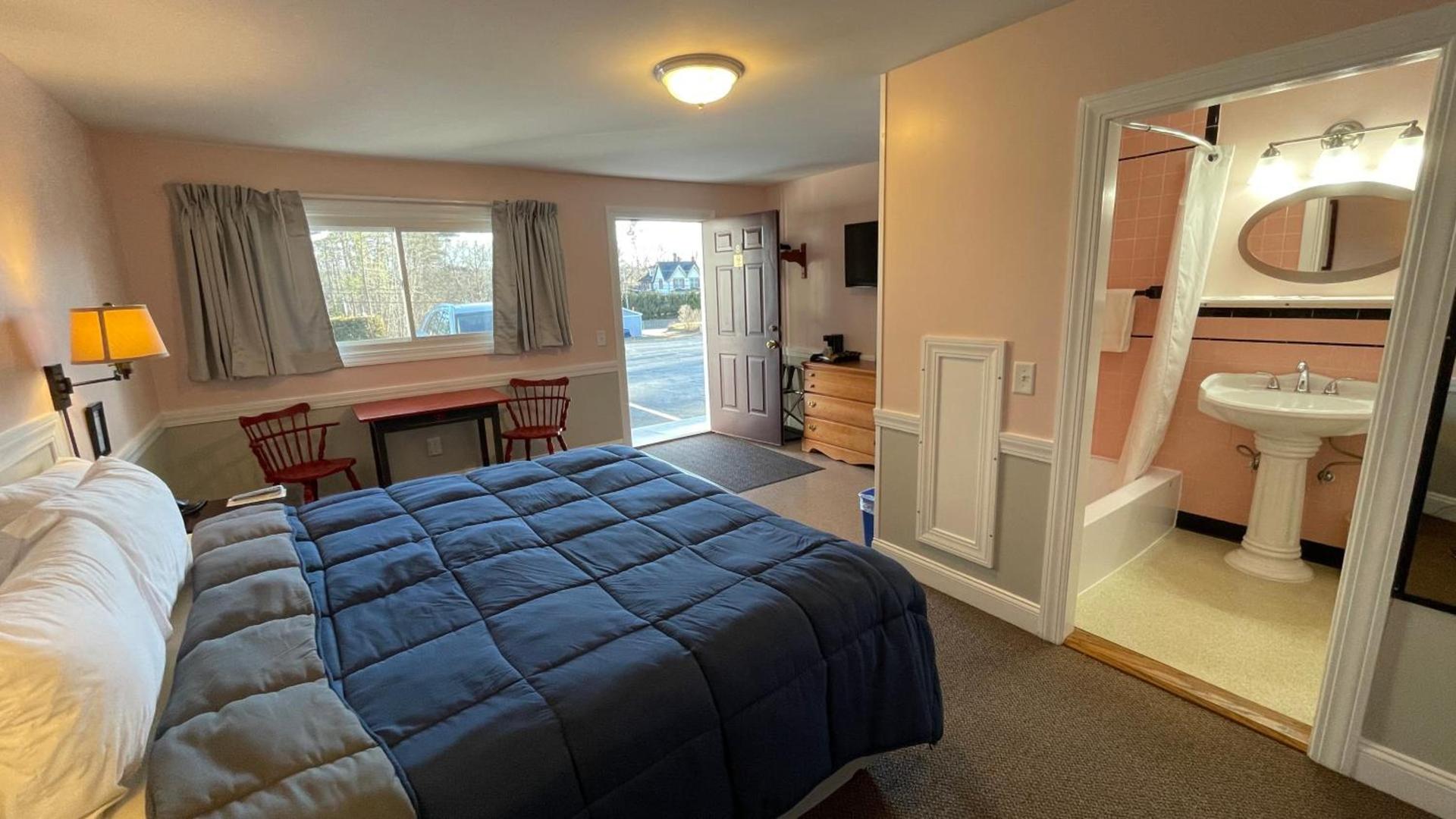 Bucksport Inn photo 15