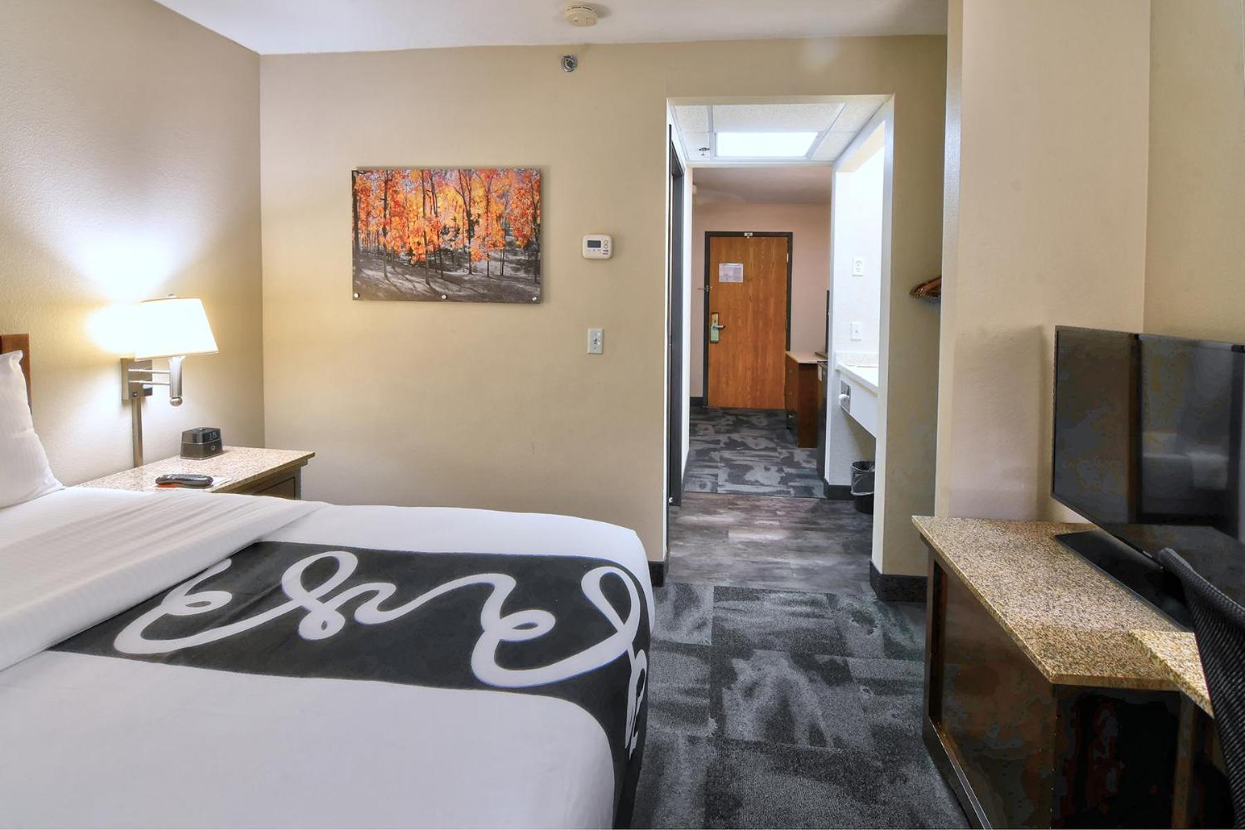 La Quinta by Wyndham Springfield South photo 43