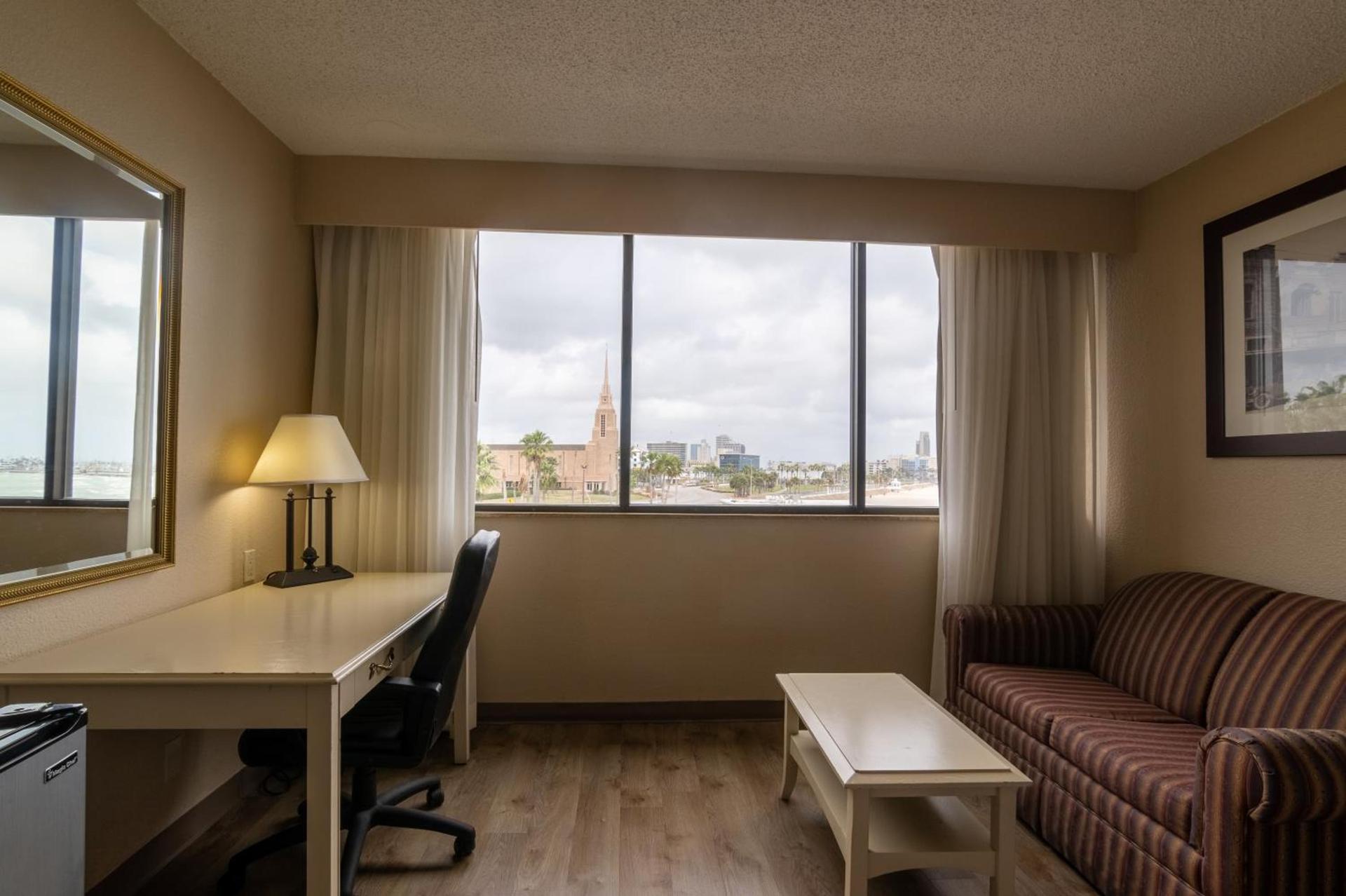 Emerald Beach Hotel Corpus Christi photo 46