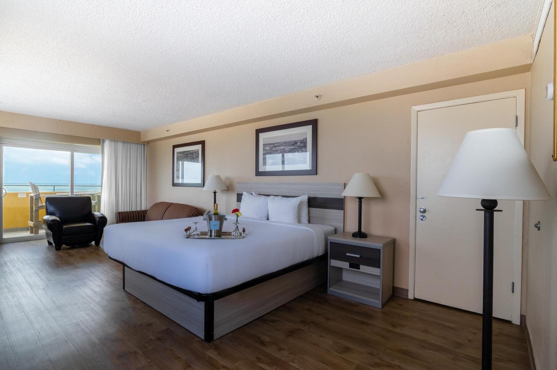 Emerald Beach Hotel Corpus Christi photo 4