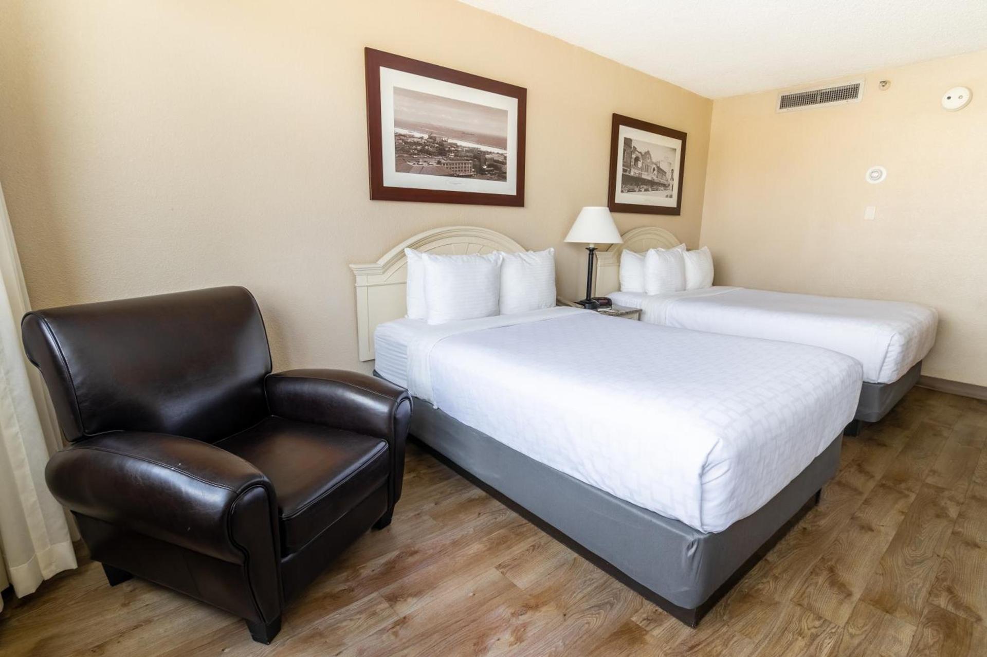 Emerald Beach Hotel Corpus Christi photo 6