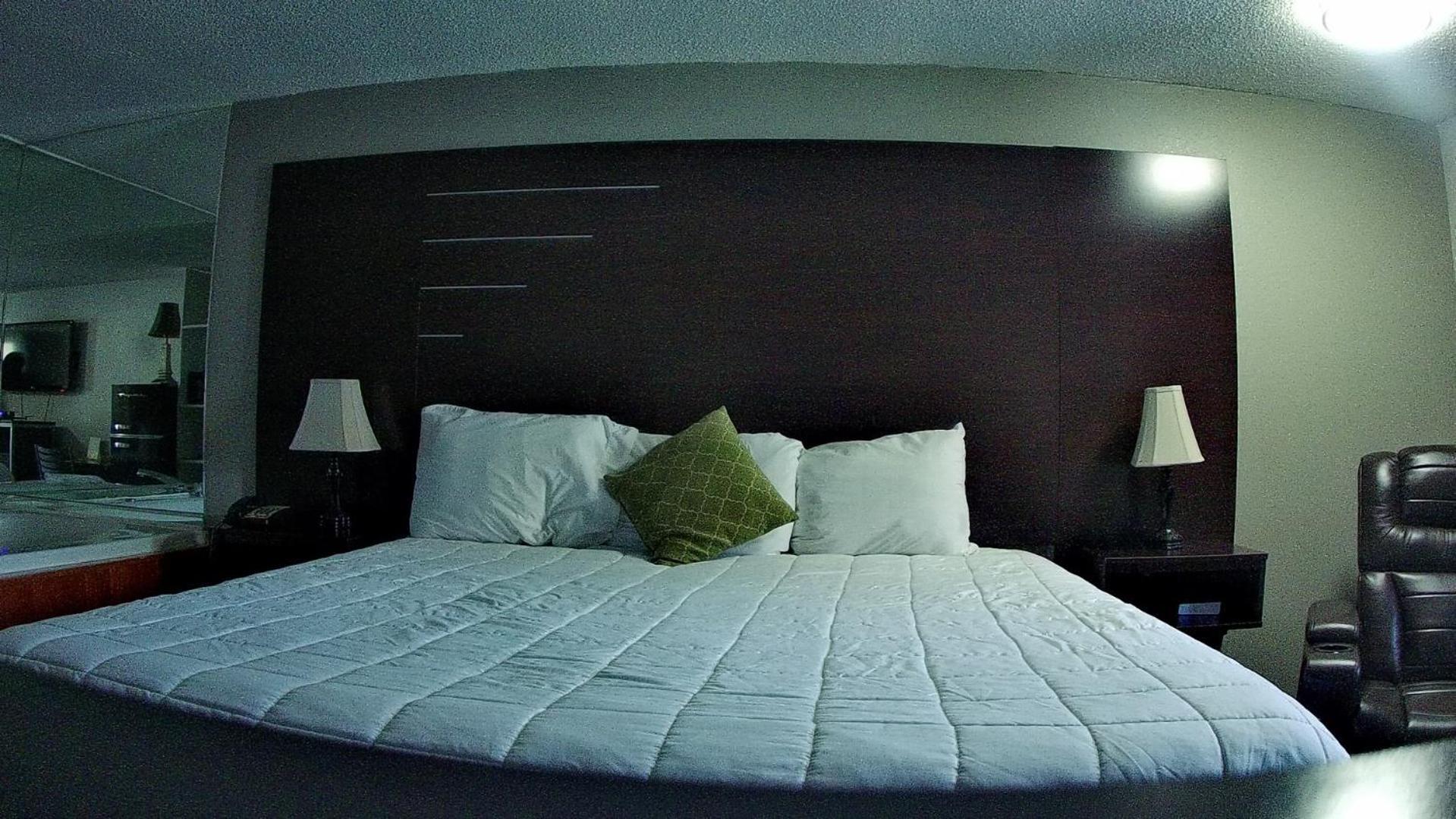 Country Town N' Suites photo 21
