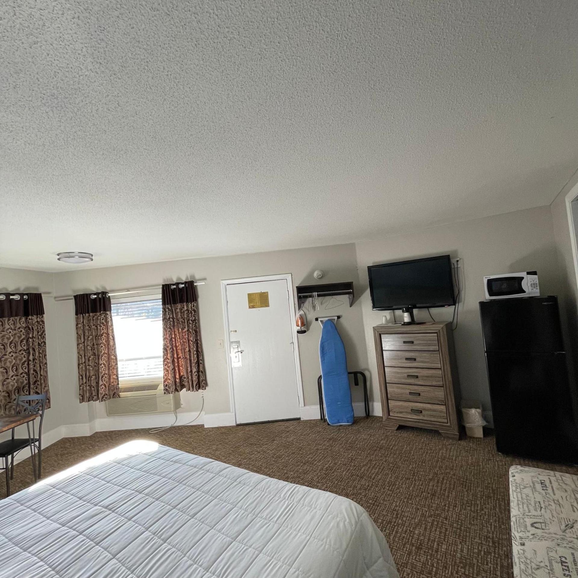 Country Town N' Suites photo 43