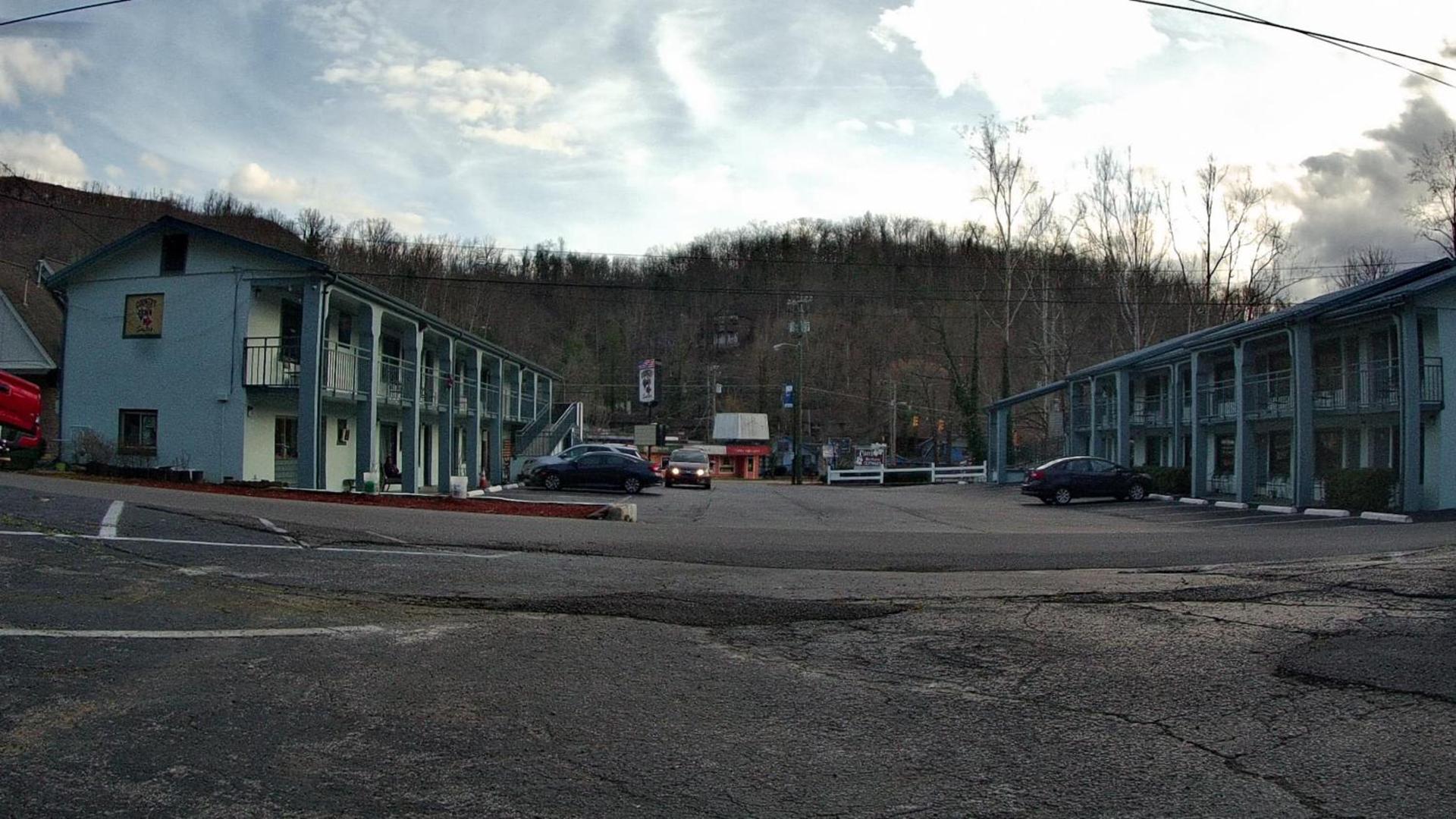 Country Town N' Suites photo 45
