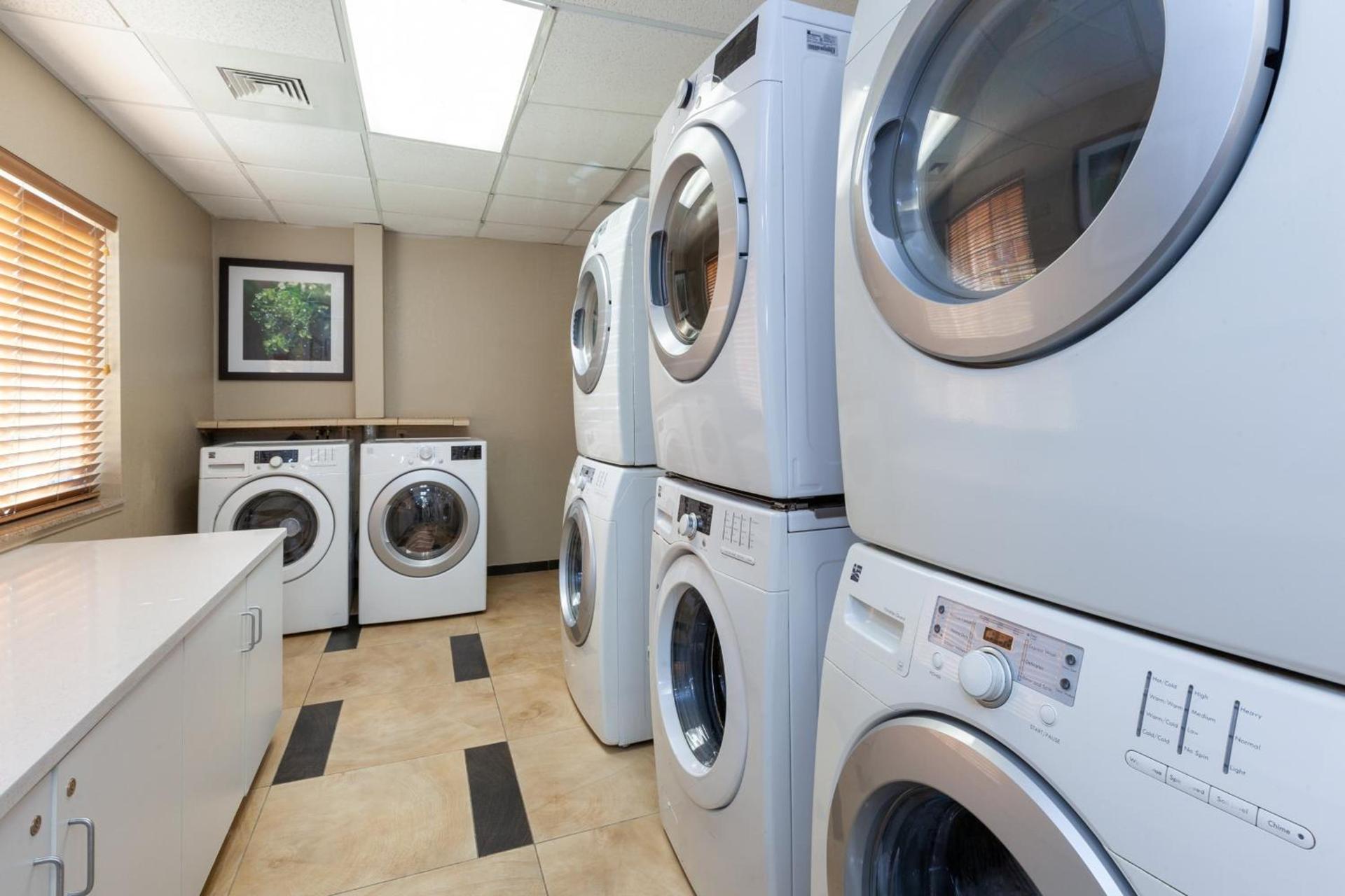 Candlewood Suites-West Springfield by IHG photo 34