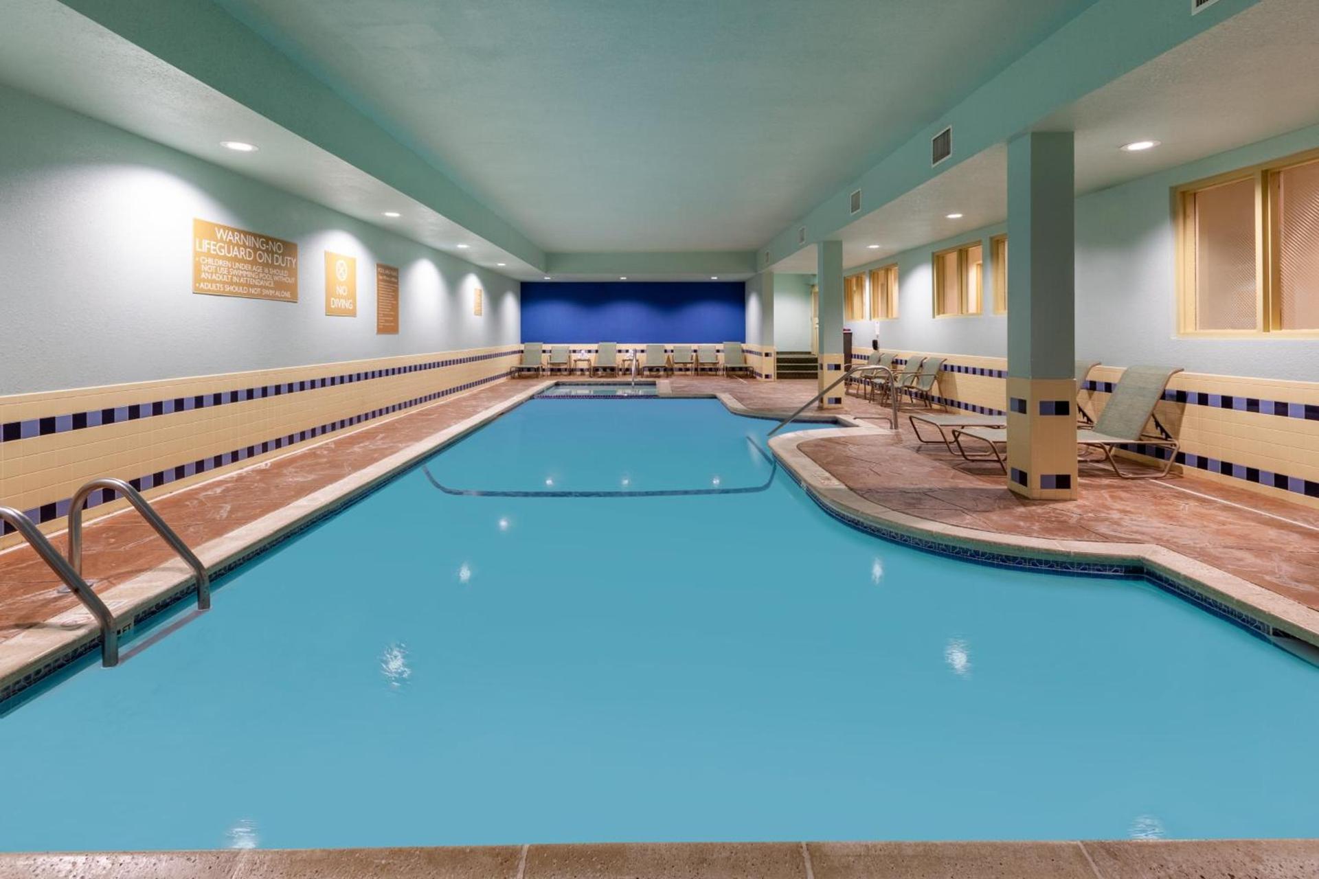Candlewood Suites-West Springfield by IHG photo 39